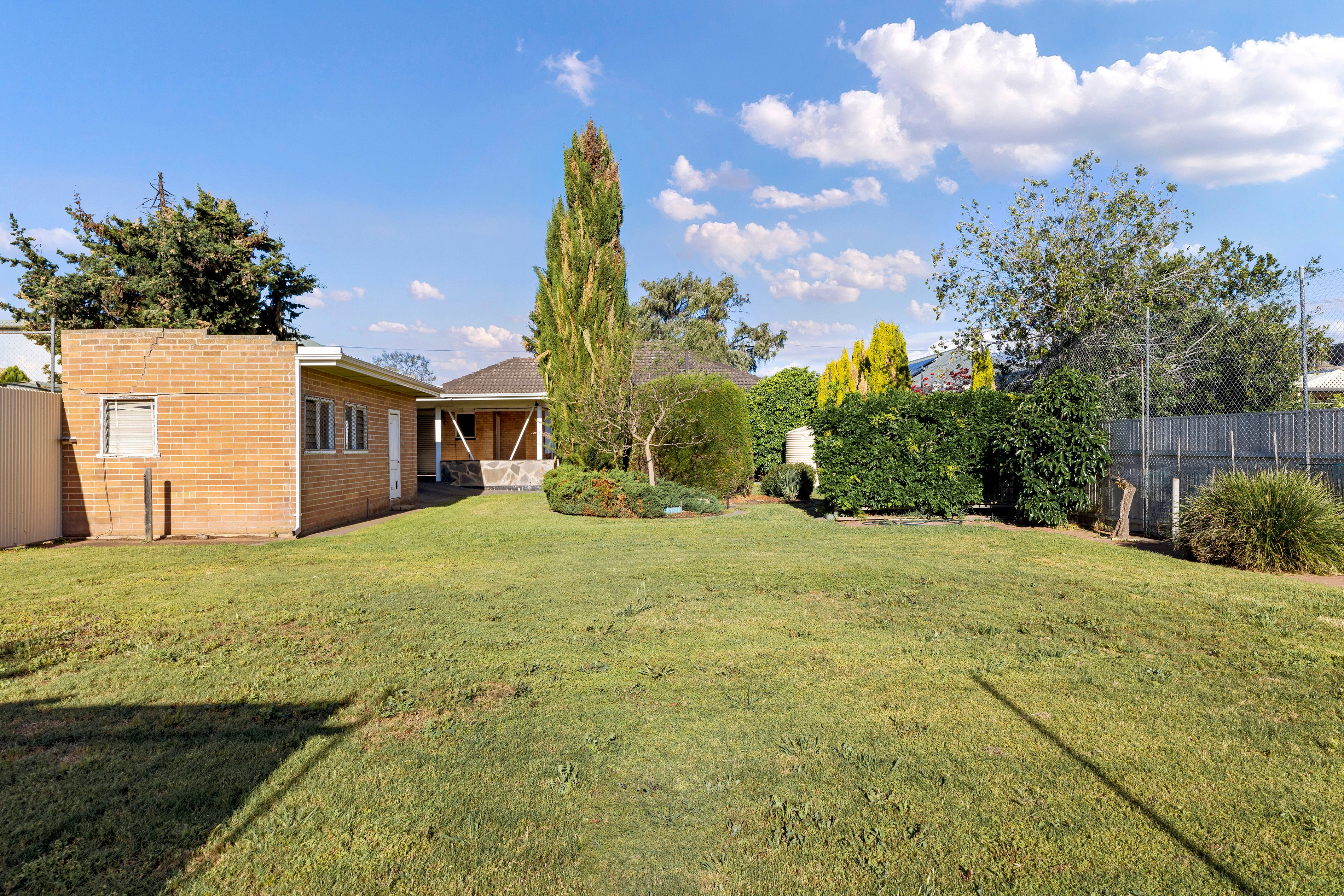 13 Eversley Avenue — photo 26 of 26