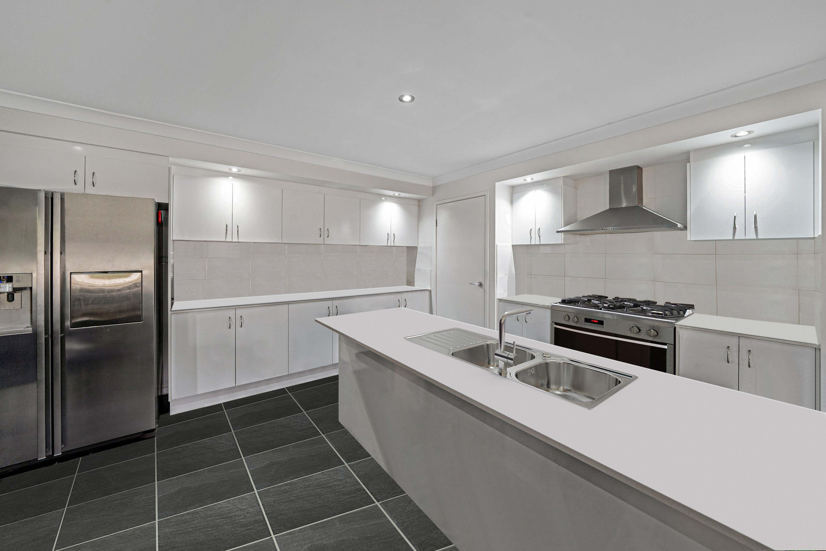 69 Sanctuary Parkway, Waterford, QLD 4133