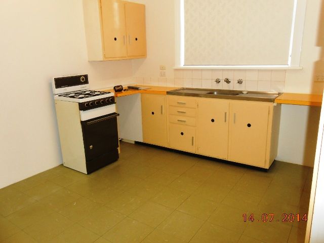 2/66 Urana Street, Turvey Park, NSW 2650