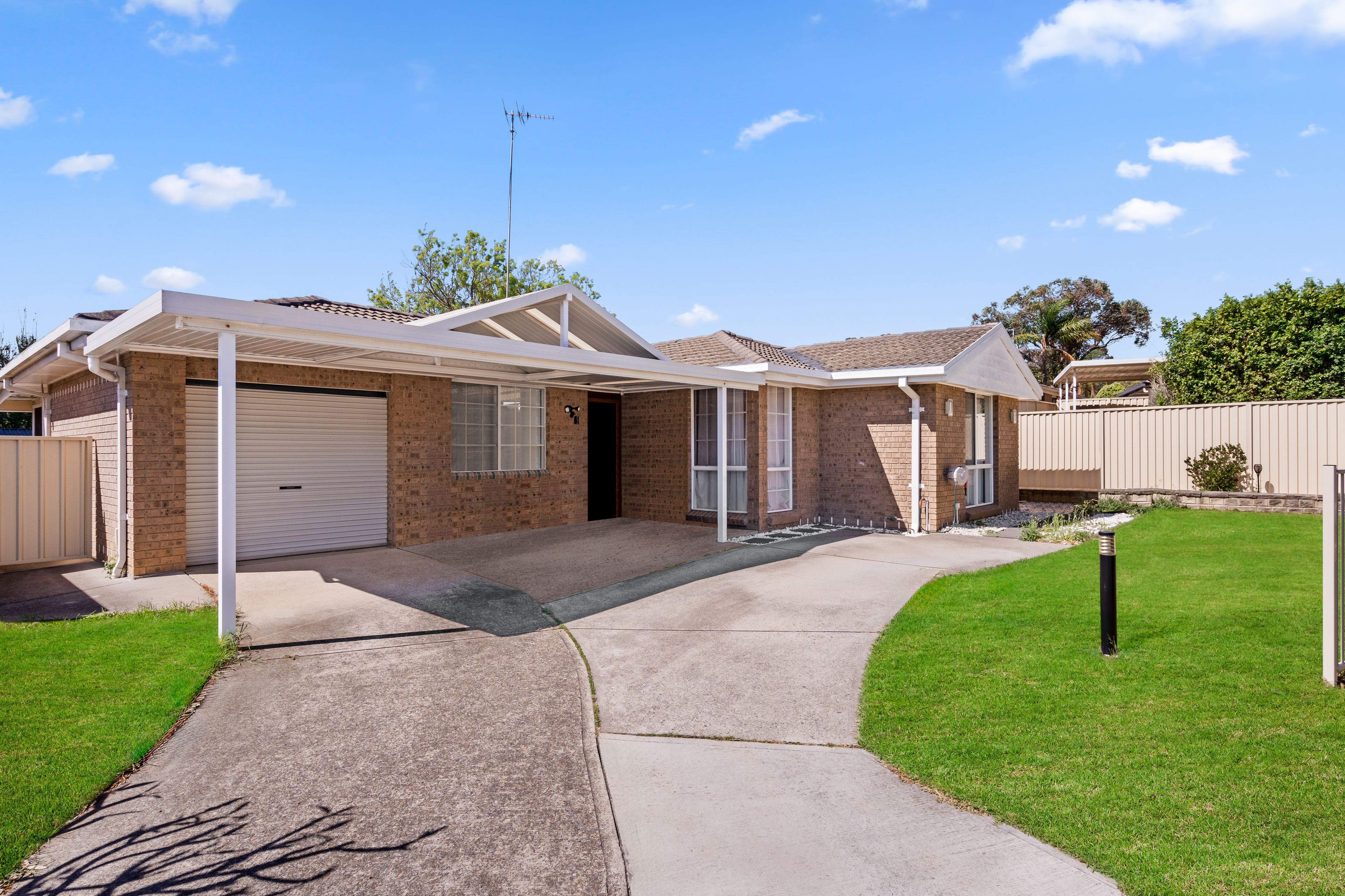44 Torrance Crescent, Quakers Hill NSW 2763