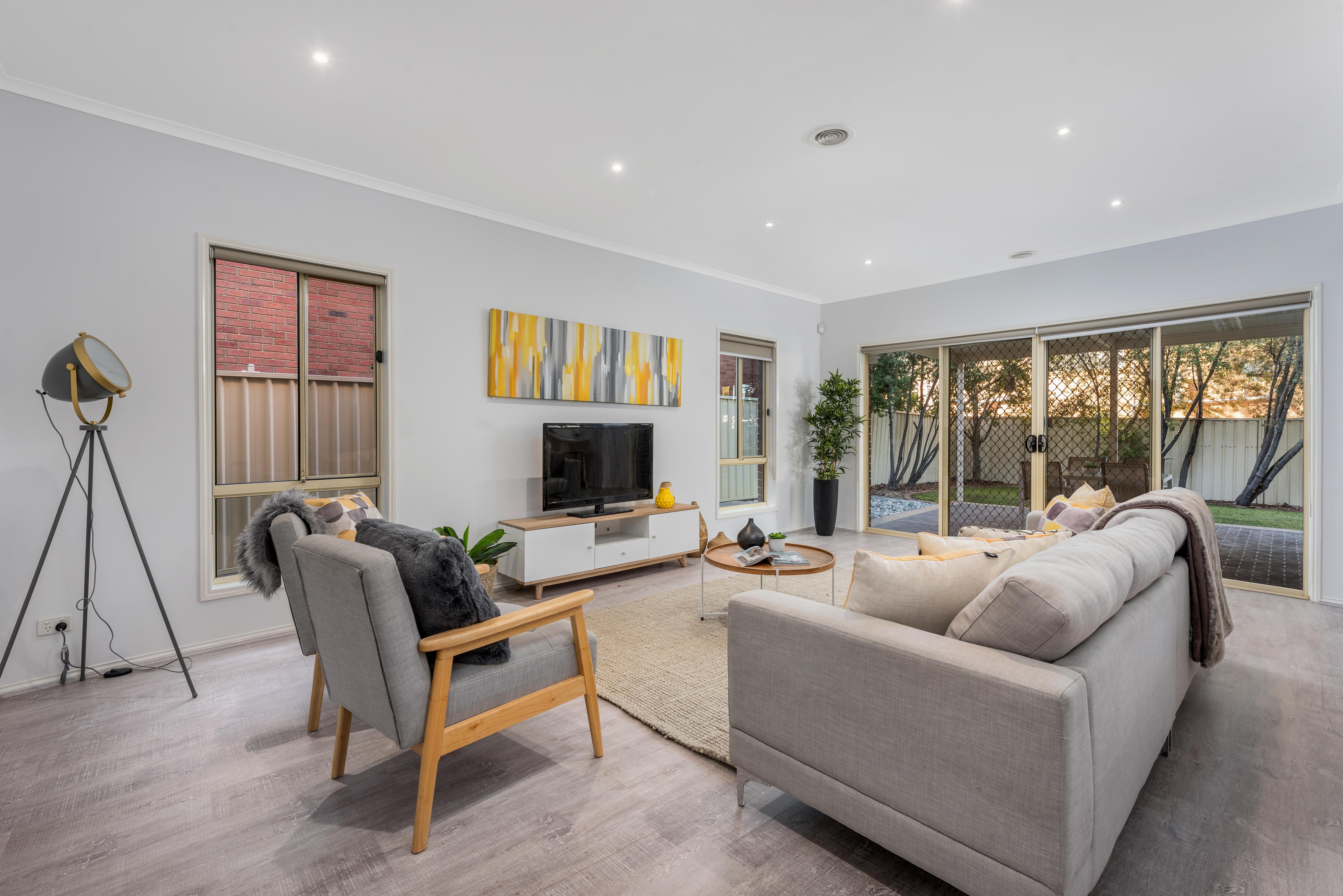 18 Sugar Gum Drive, Bundoora, VIC 3083