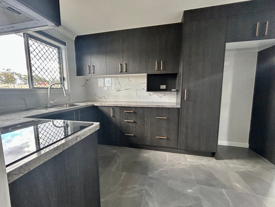 12 Lewis Street, Leyburn, QLD 4365