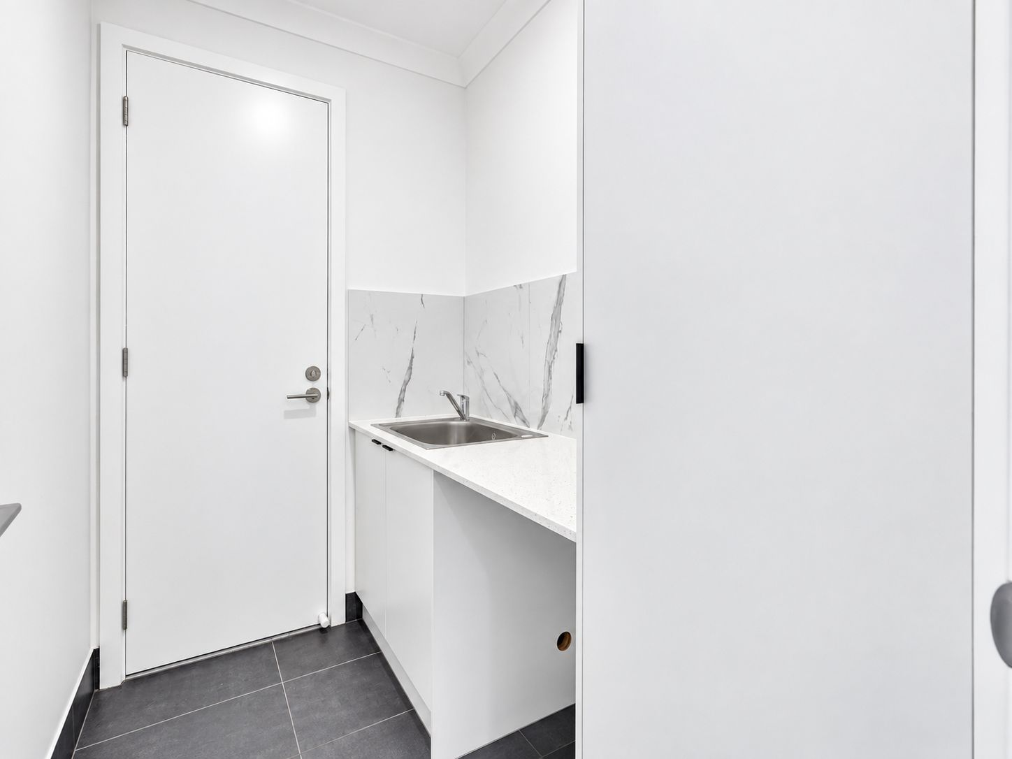 16 Horsnell Way — photo 6 of 19