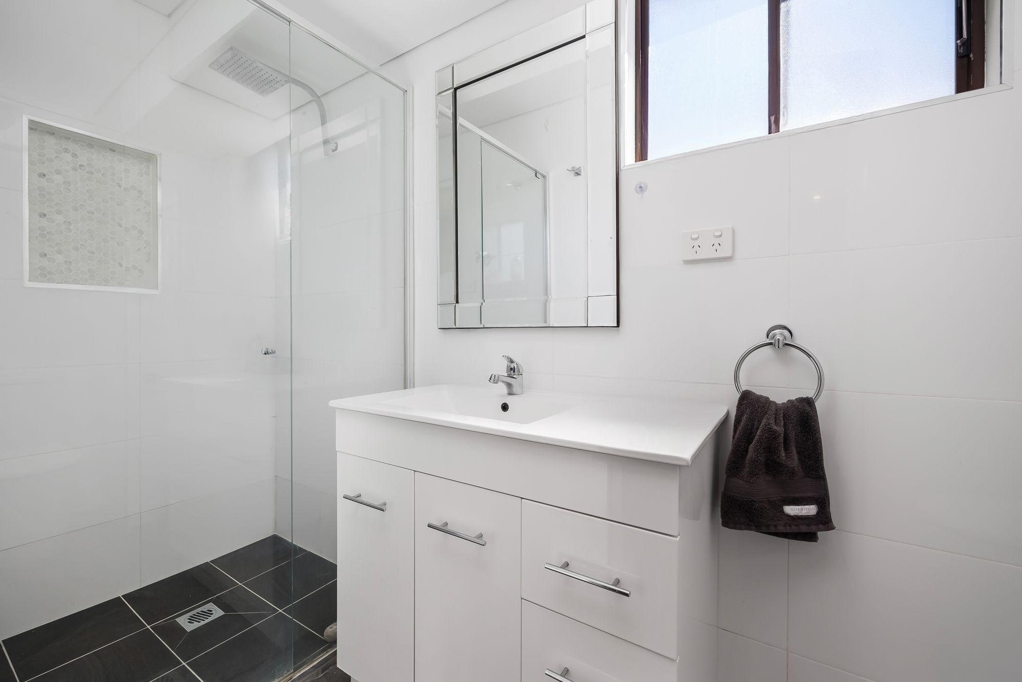 18 Allard Street — photo 15 of 20