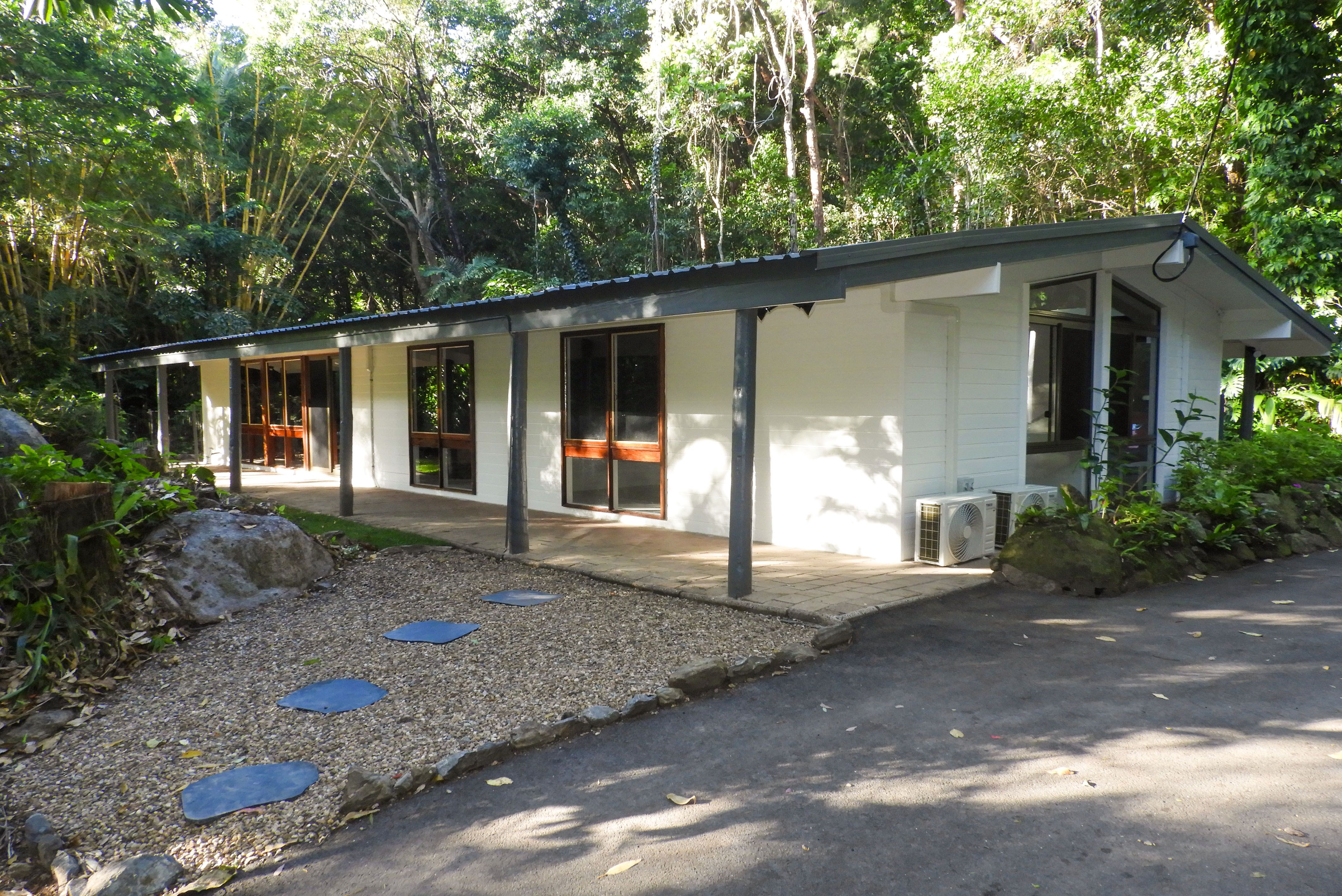 1304R Pine Creek-Yarrabah Road — photo from Ray White Cairns South