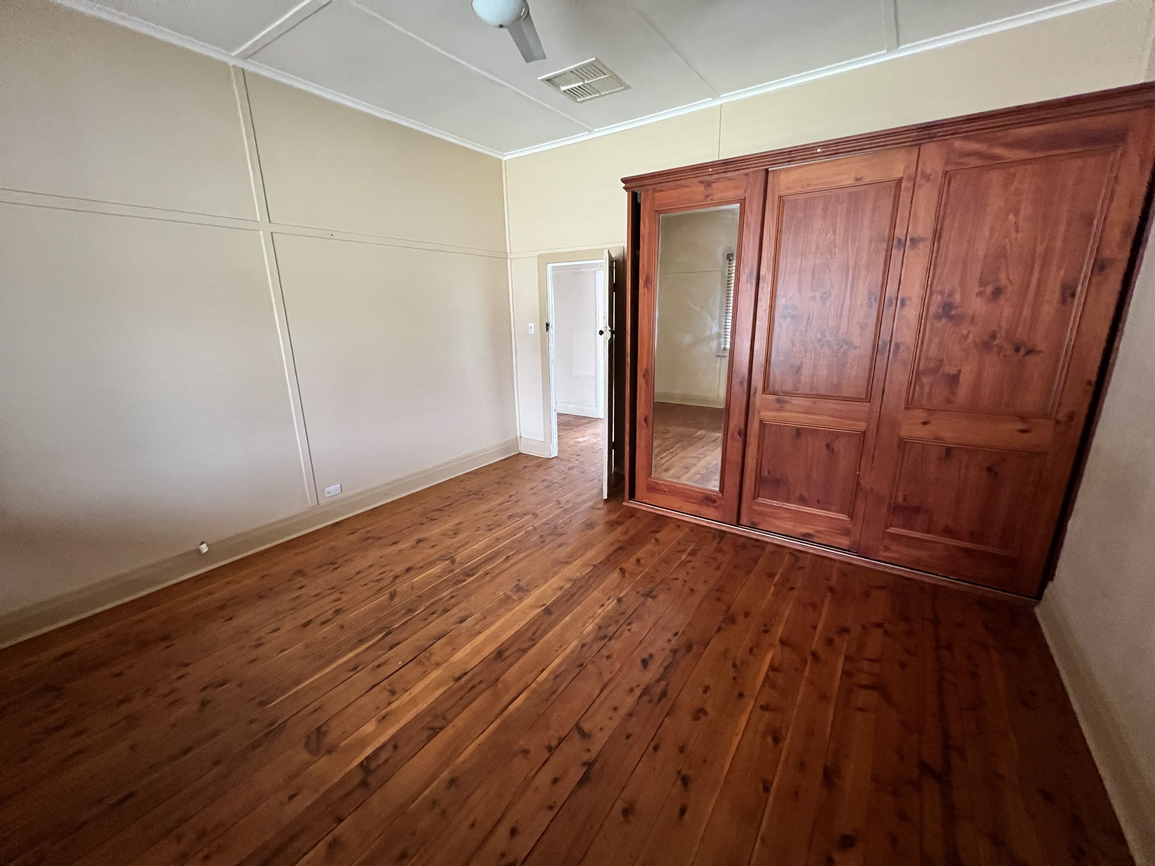374 Iodide Street — photo 7 of 15