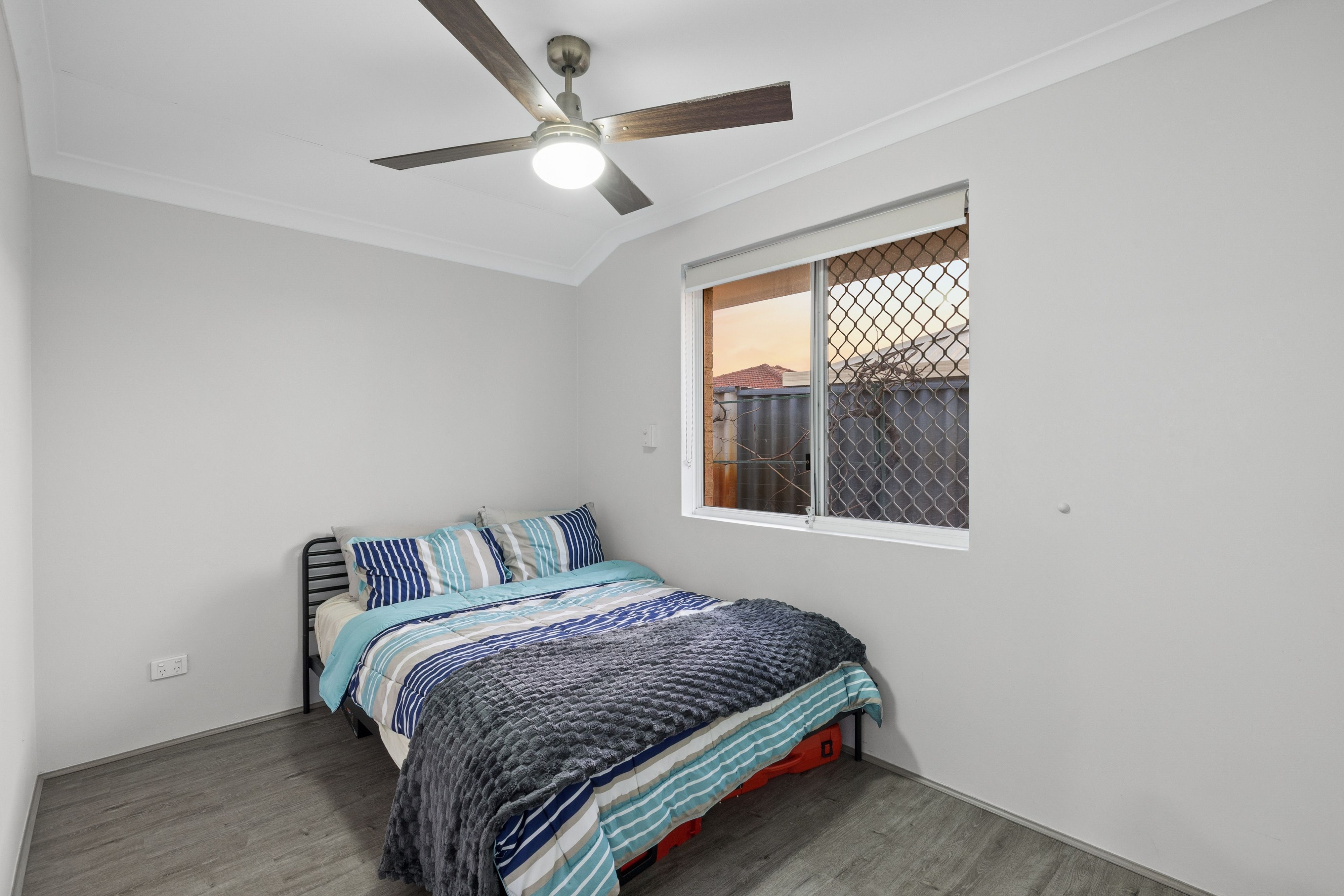 12 Rawlinna Heights — photo 16 of 28