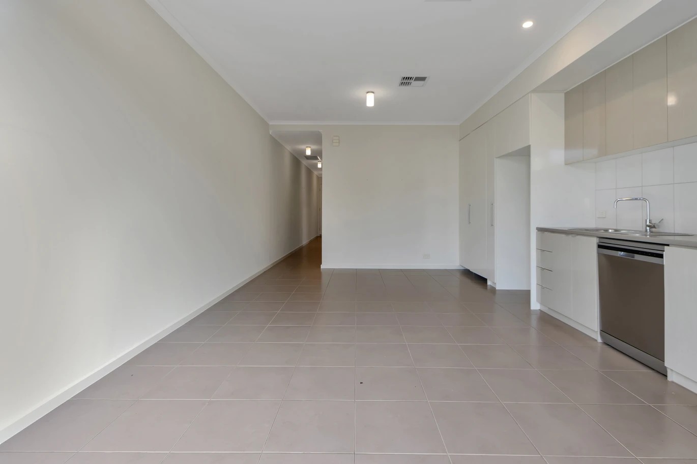 12 Tulloch Drive, St Clair, SA 5011