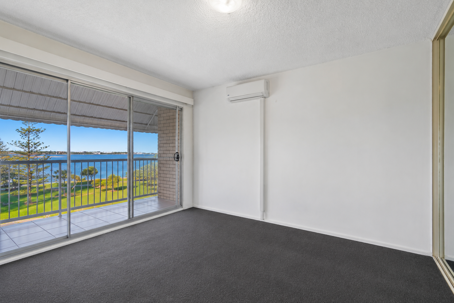 27/224 Marine Parade — photo 9 of 13