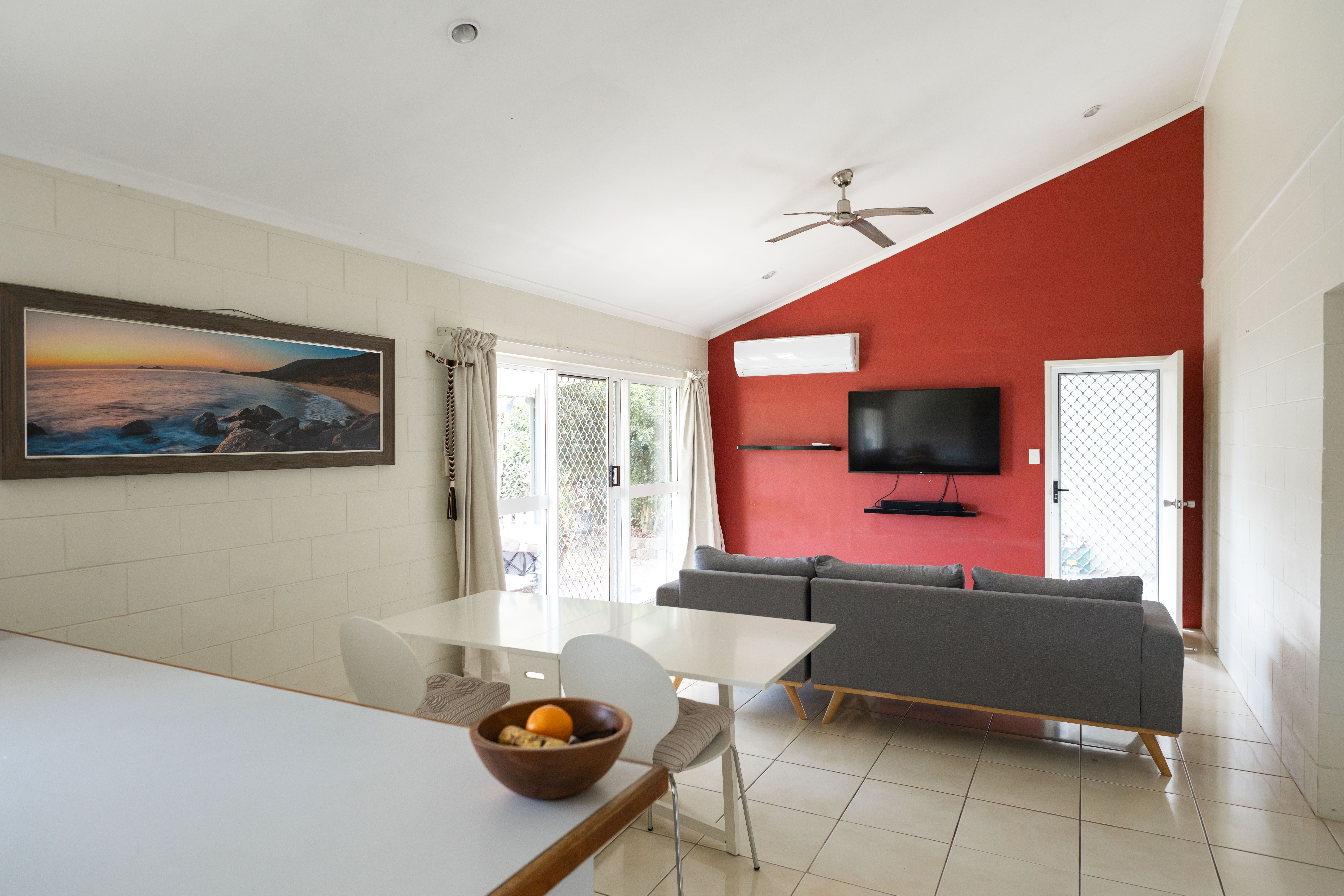 1/24 Ireland Crescent, Whitfield, QLD 4870