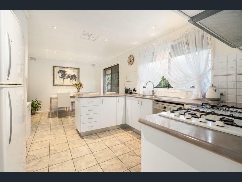 10 Nolan Drive, Epping, VIC 3076