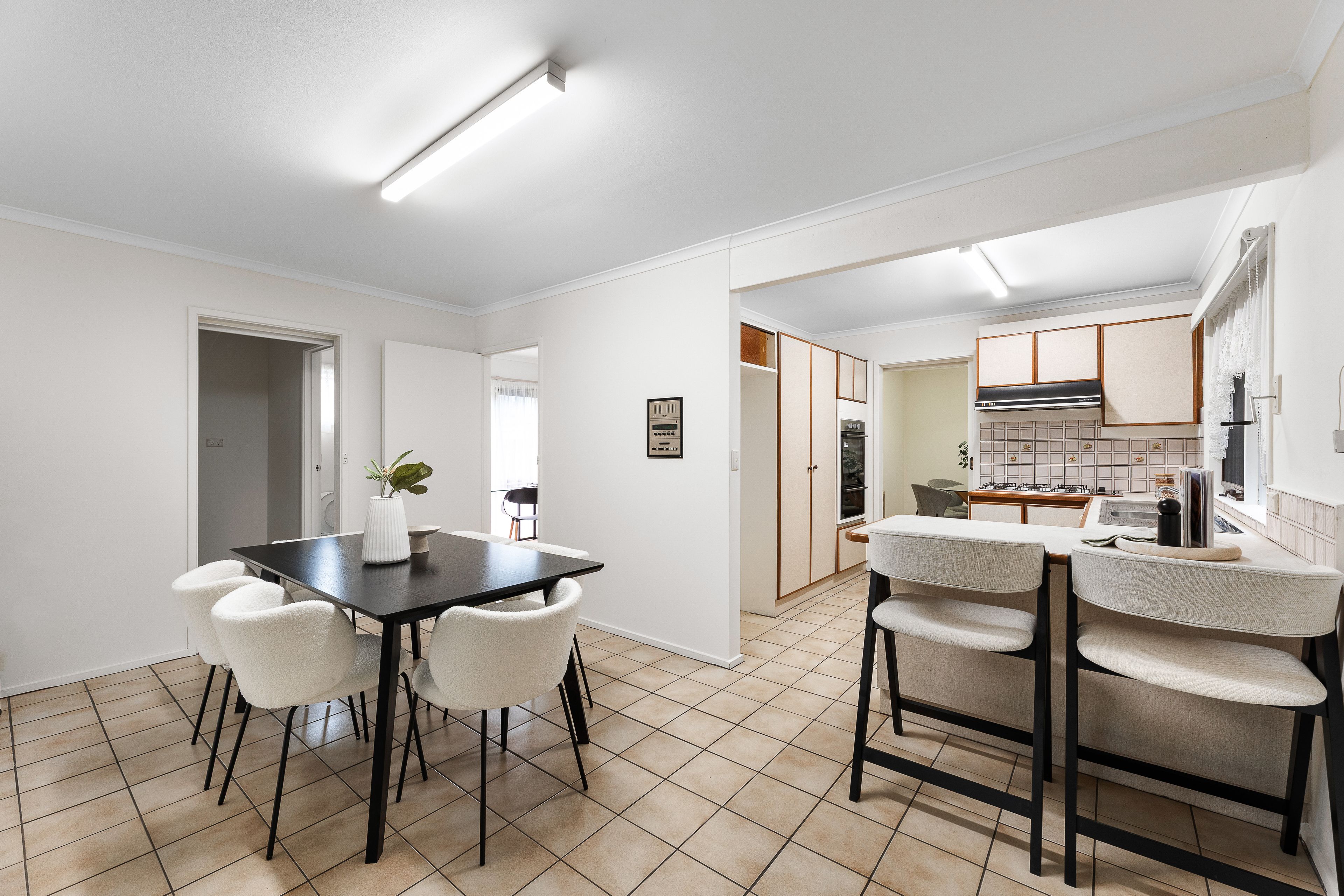 33 Roehampton Avenue — photo 4 of 14