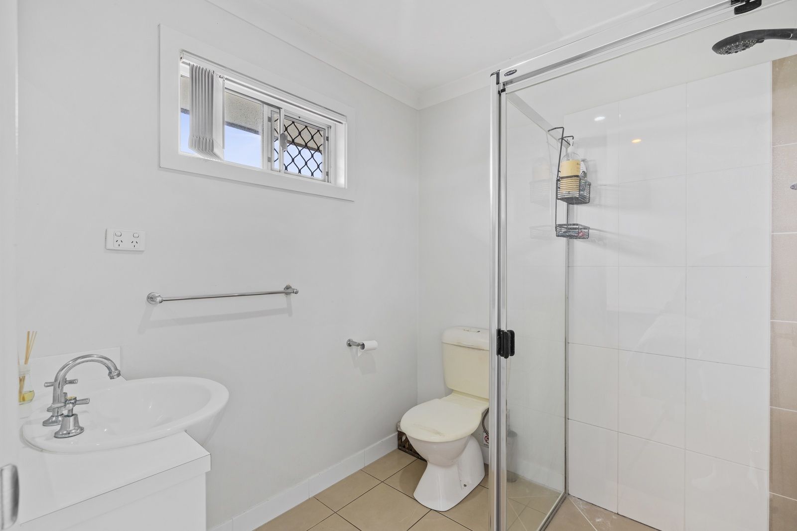 4/10 Tuxworth Place — photo 7 of 12