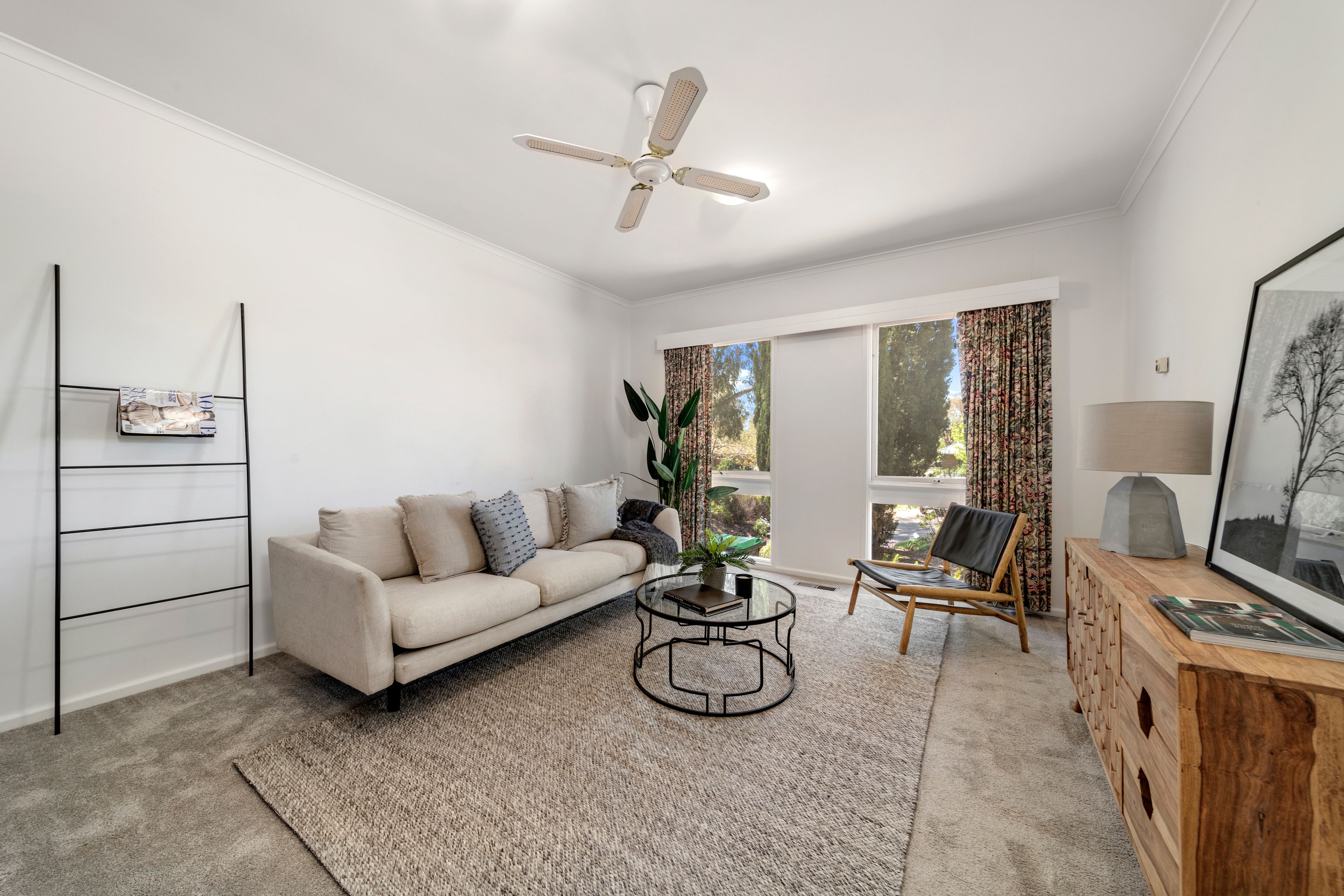 6 Phillips Place, Latham, ACT 2615