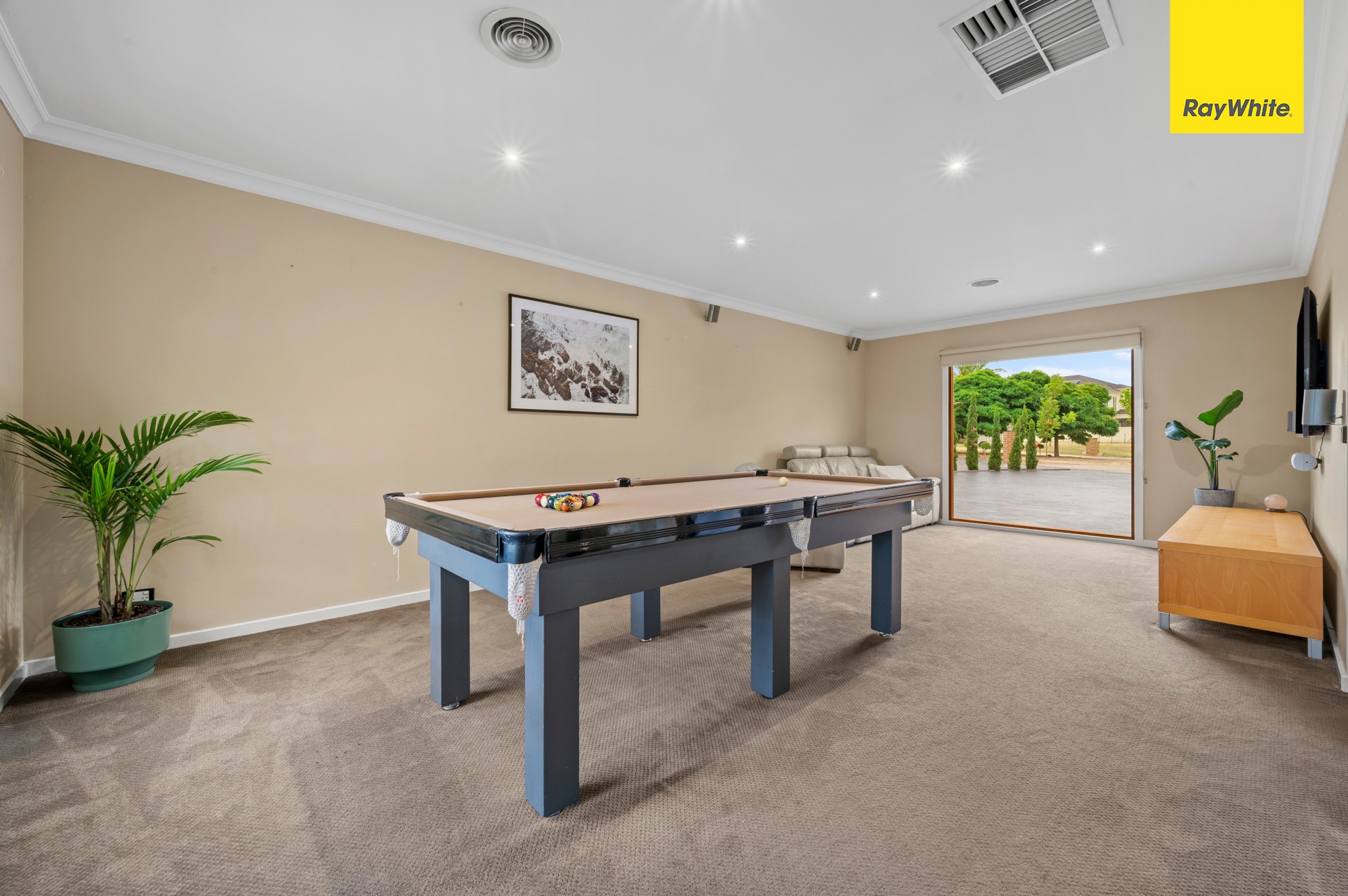 7 Buchanan Court, Taylors Lakes, VIC 3038
