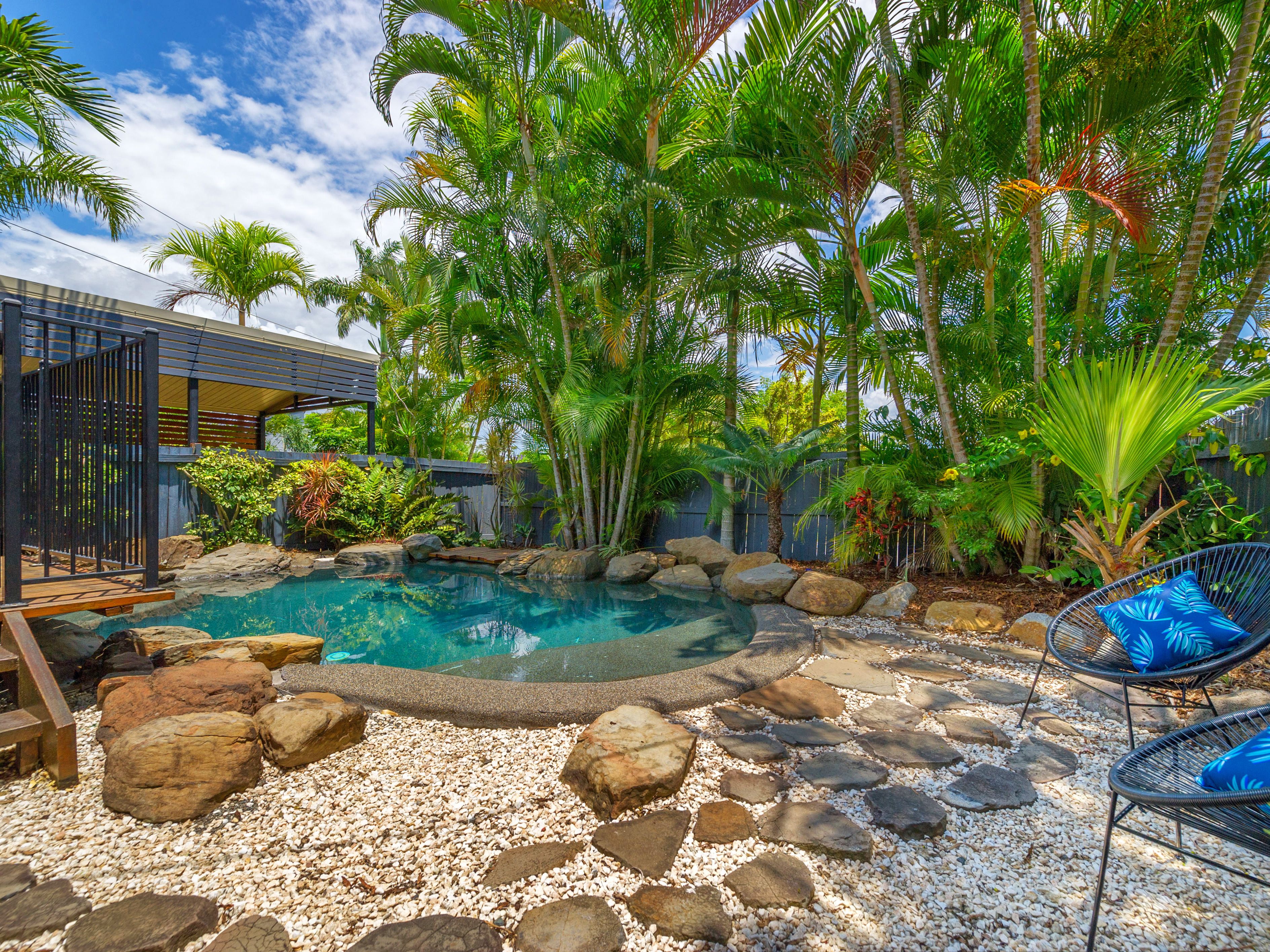 42 Edmondson Street, Corinda, QLD 4075