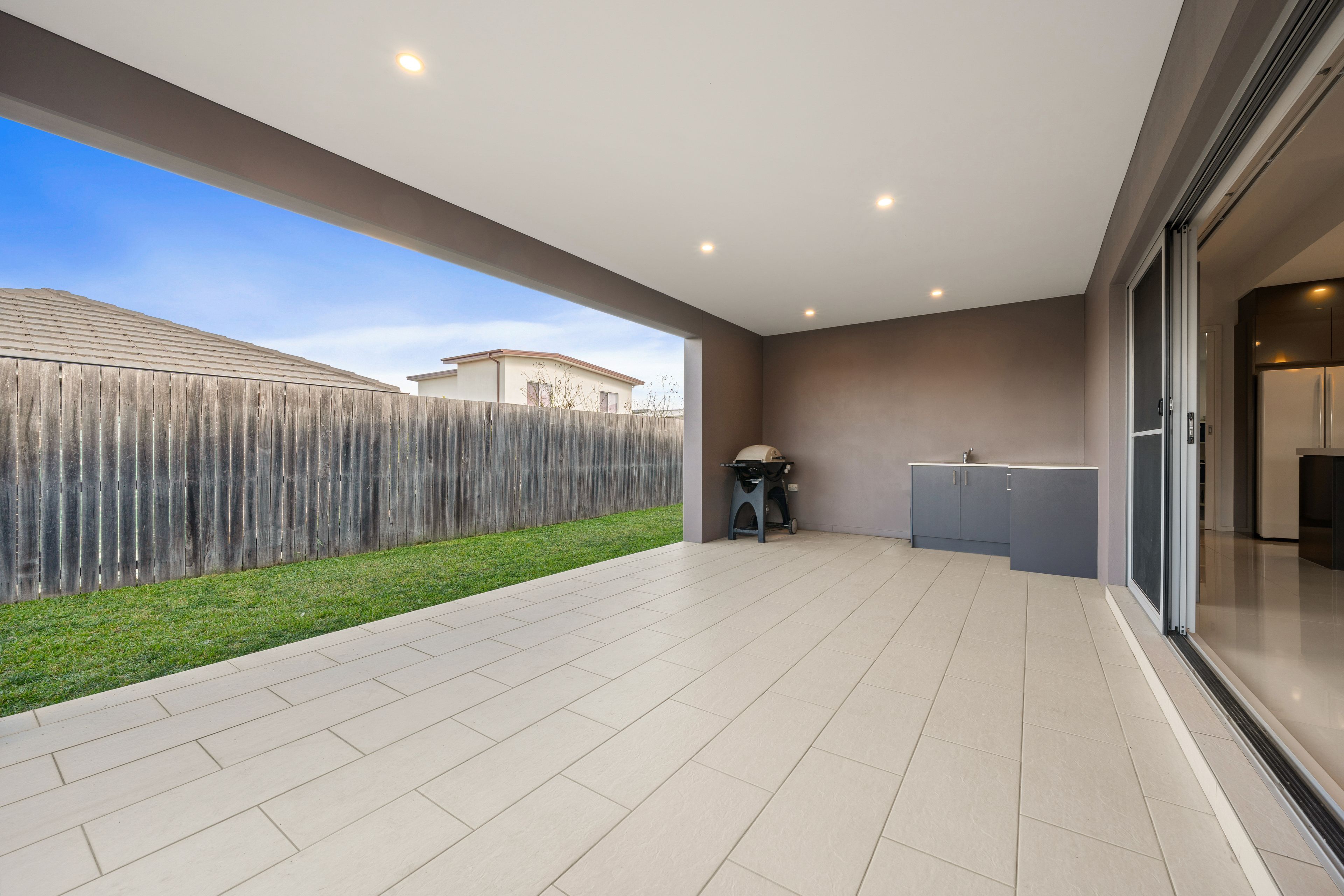 39 Casilda Street — photo 24 of 25