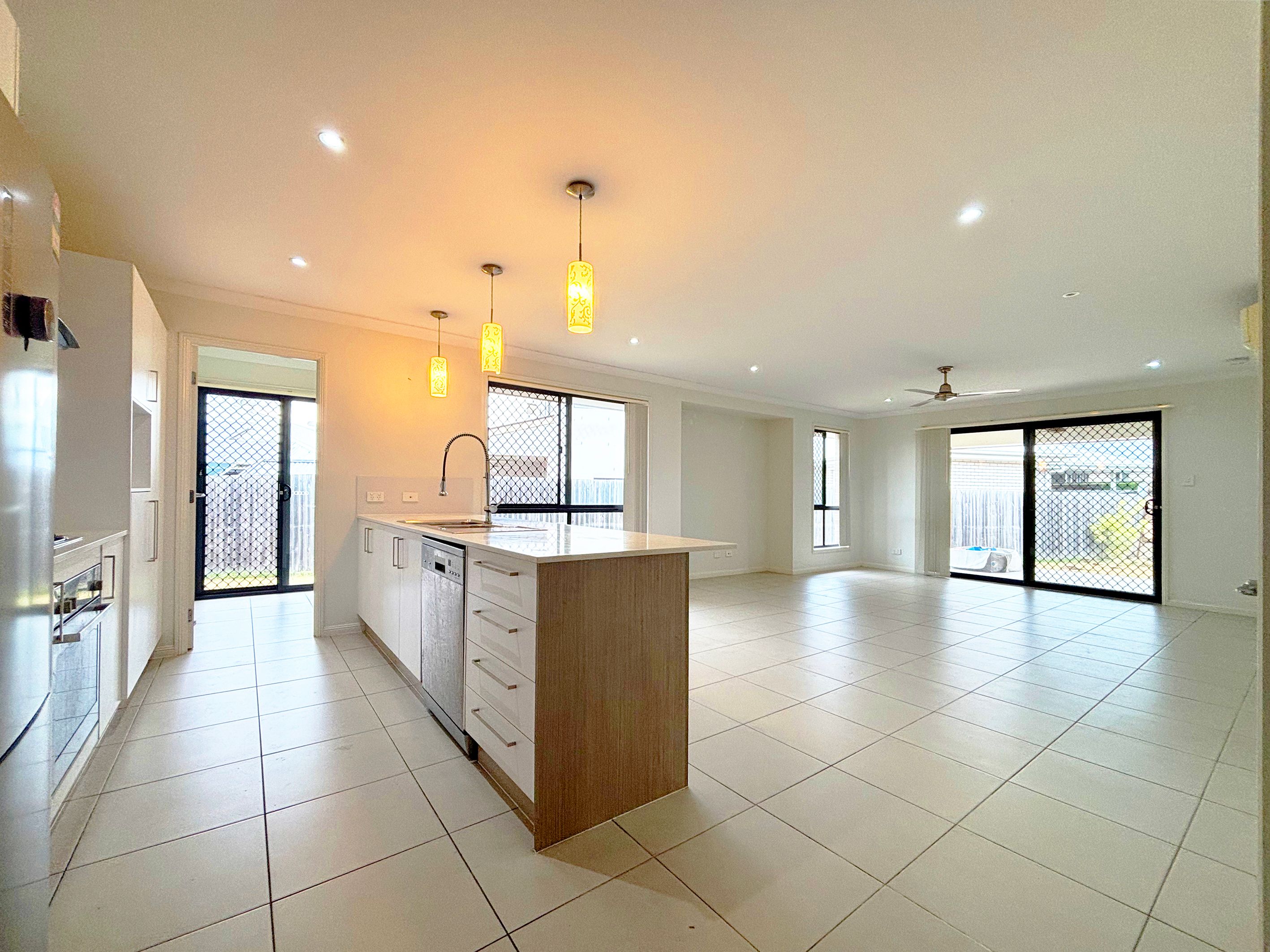 4 ORB Street — photo 5 of 19