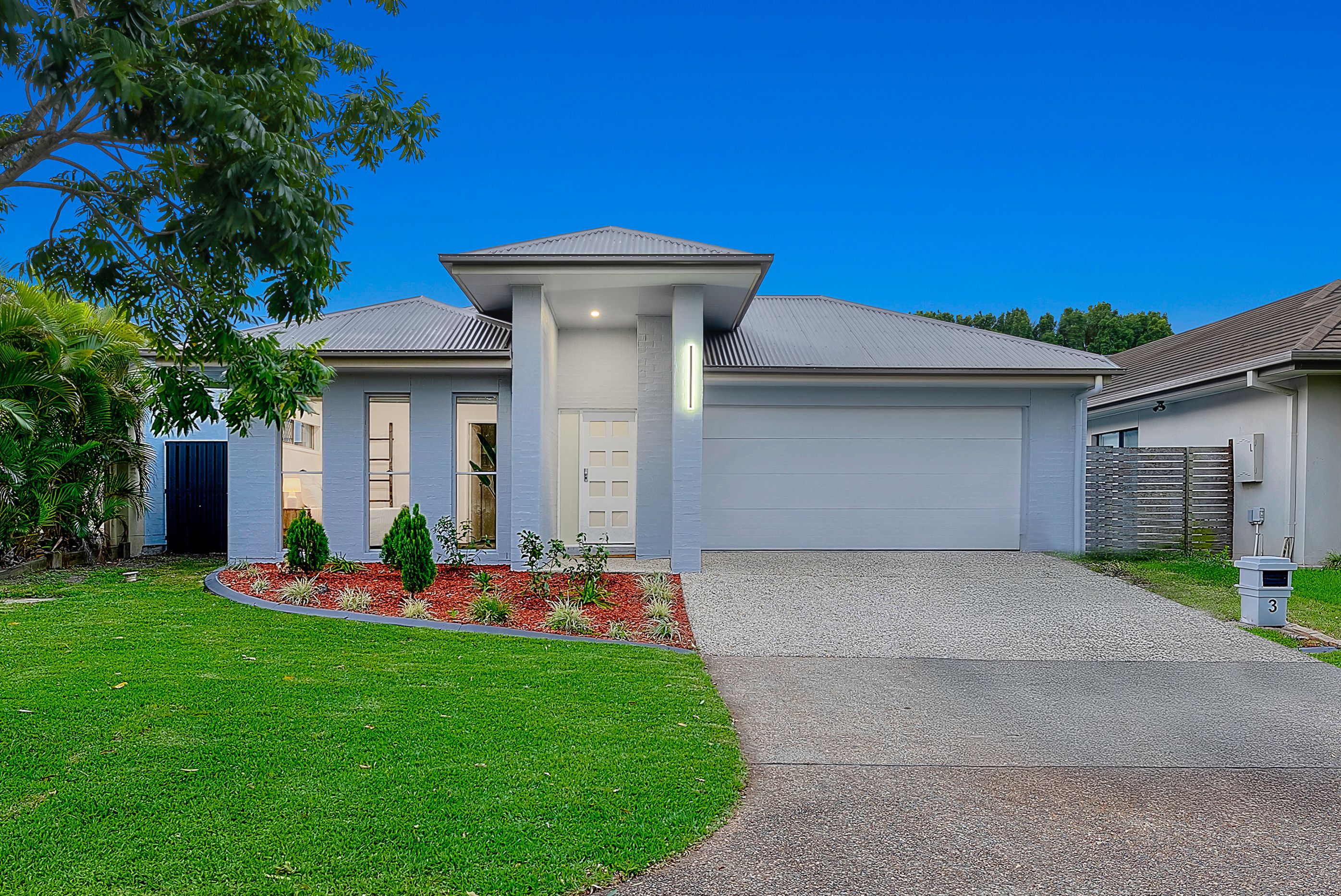 3 Hogan Close, North Lakes QLD 4509