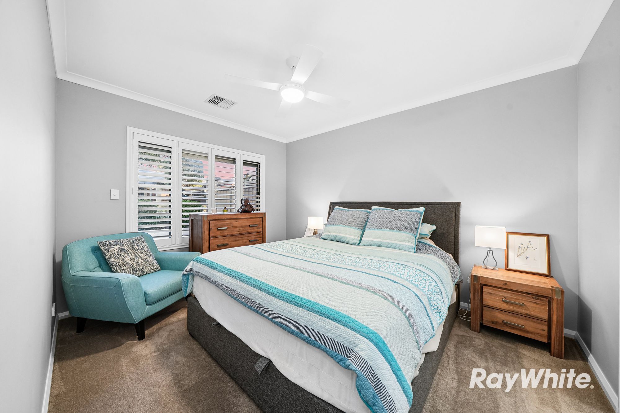 15 Finchley Crescent — photo 15 of 29