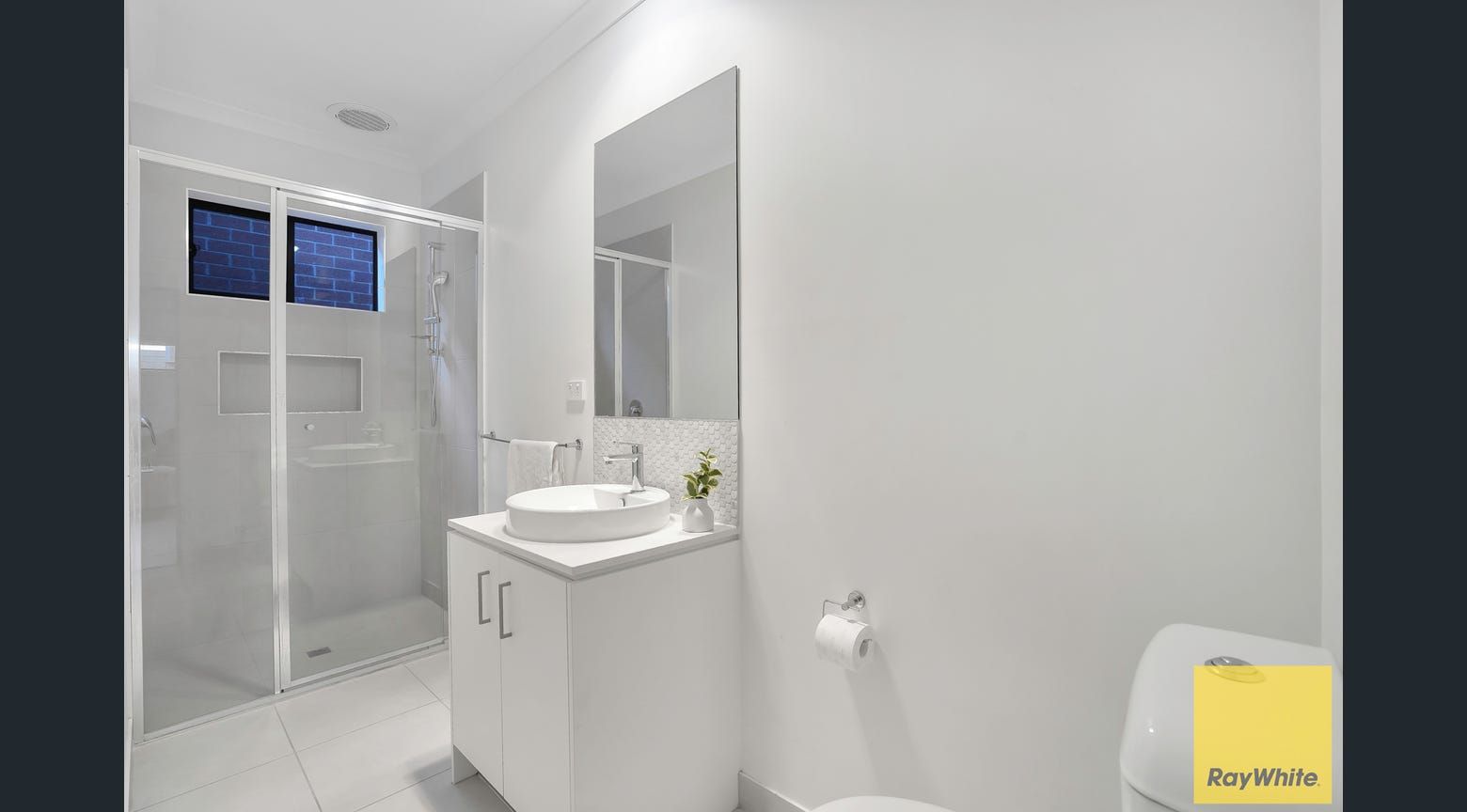 8 Tait Street — photo 4 of 17