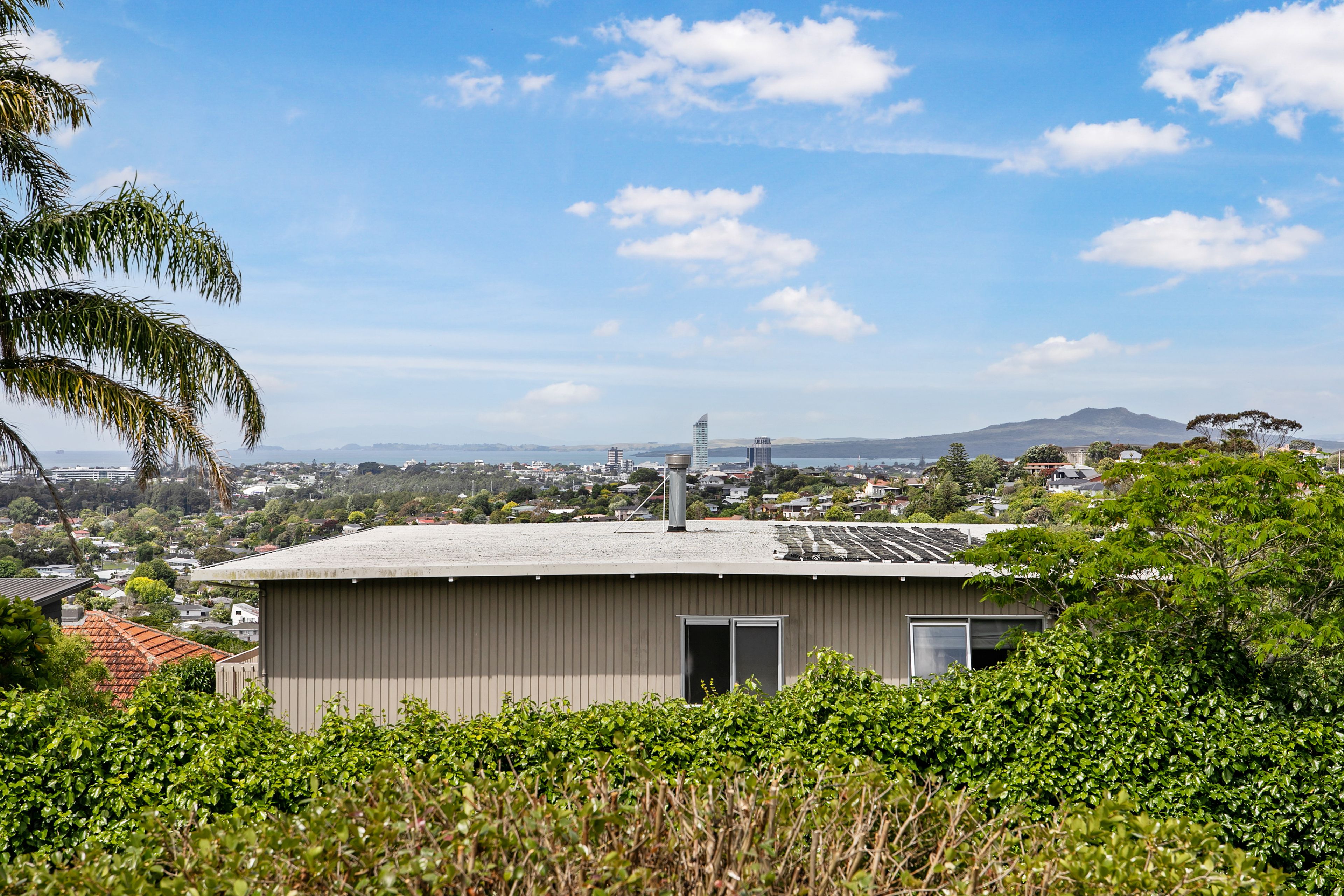 141 Glenfield Road, Hillcrest, North Shore City