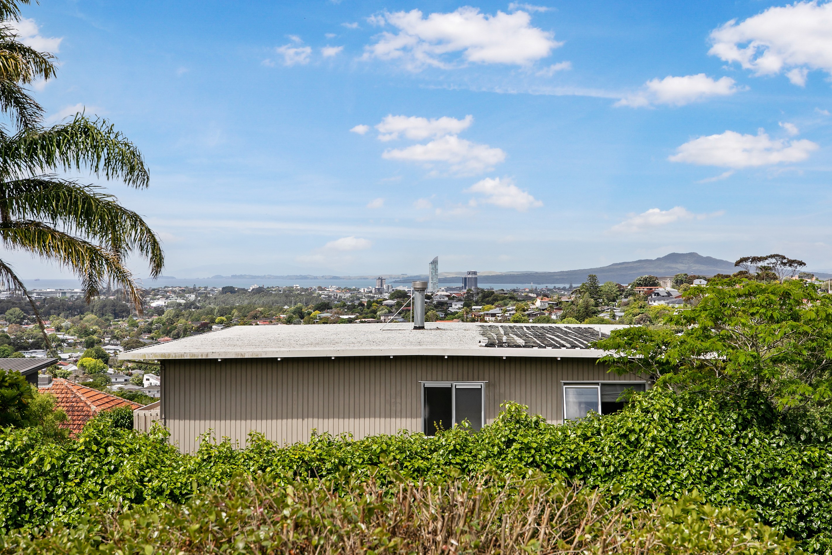 141 Glenfield Road, Hillcrest, North Shore City