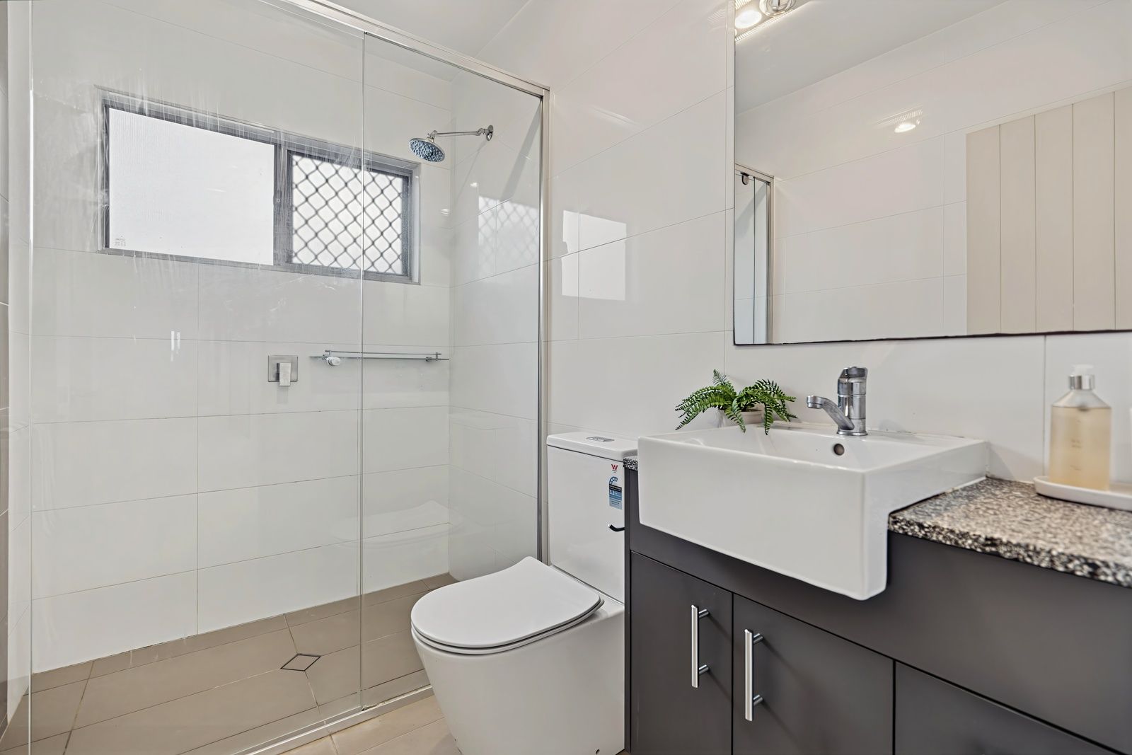 42a Wilton Terrace — photo 14 of 23