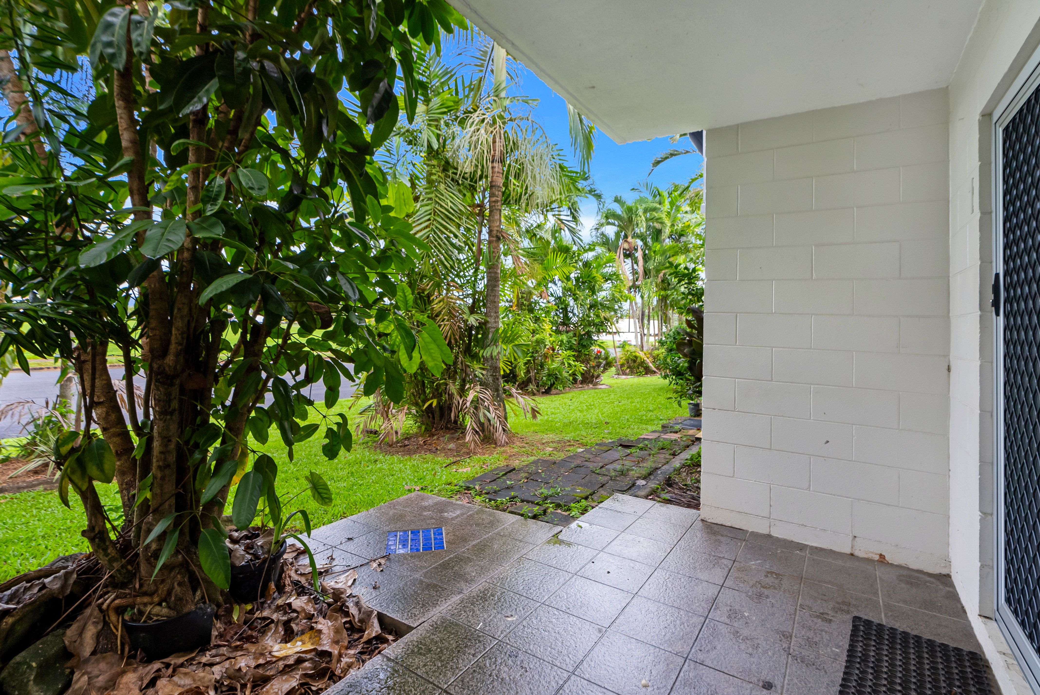 1/20-22 Girralong Street, Woree, QLD 4868