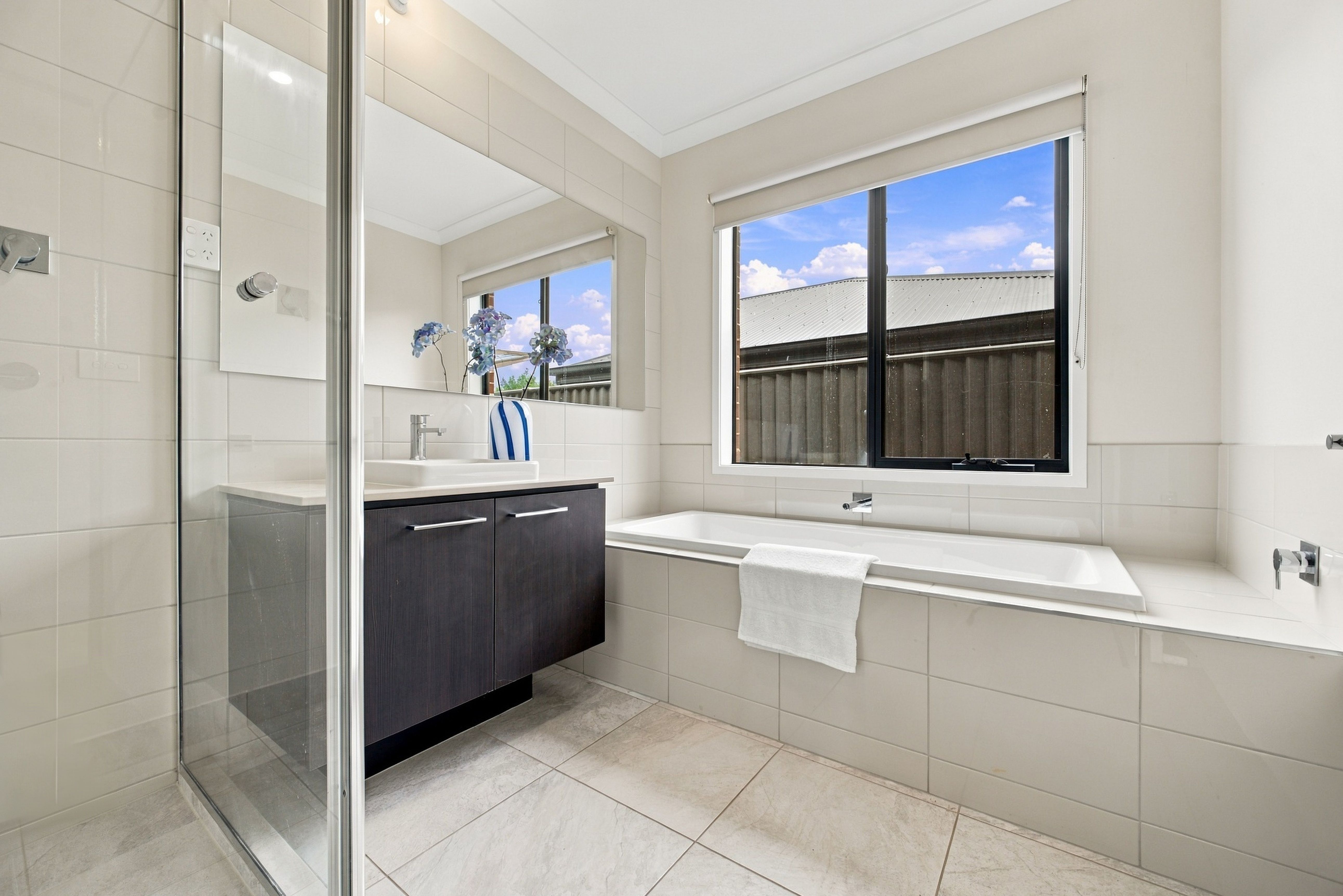 11 Murrayfield Street — photo 11 of 18