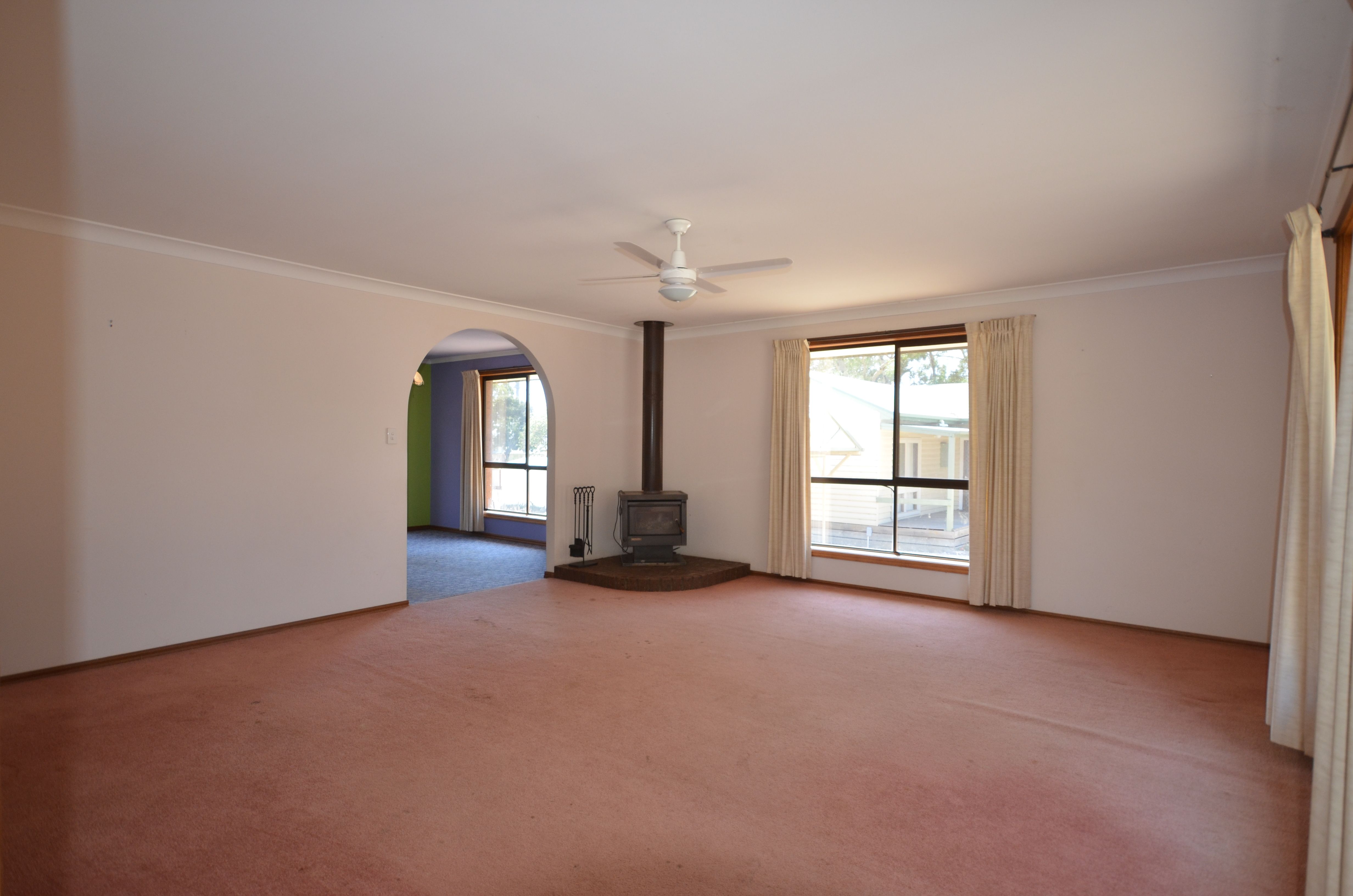 27 Mountain View Street, Avoca, VIC 3467