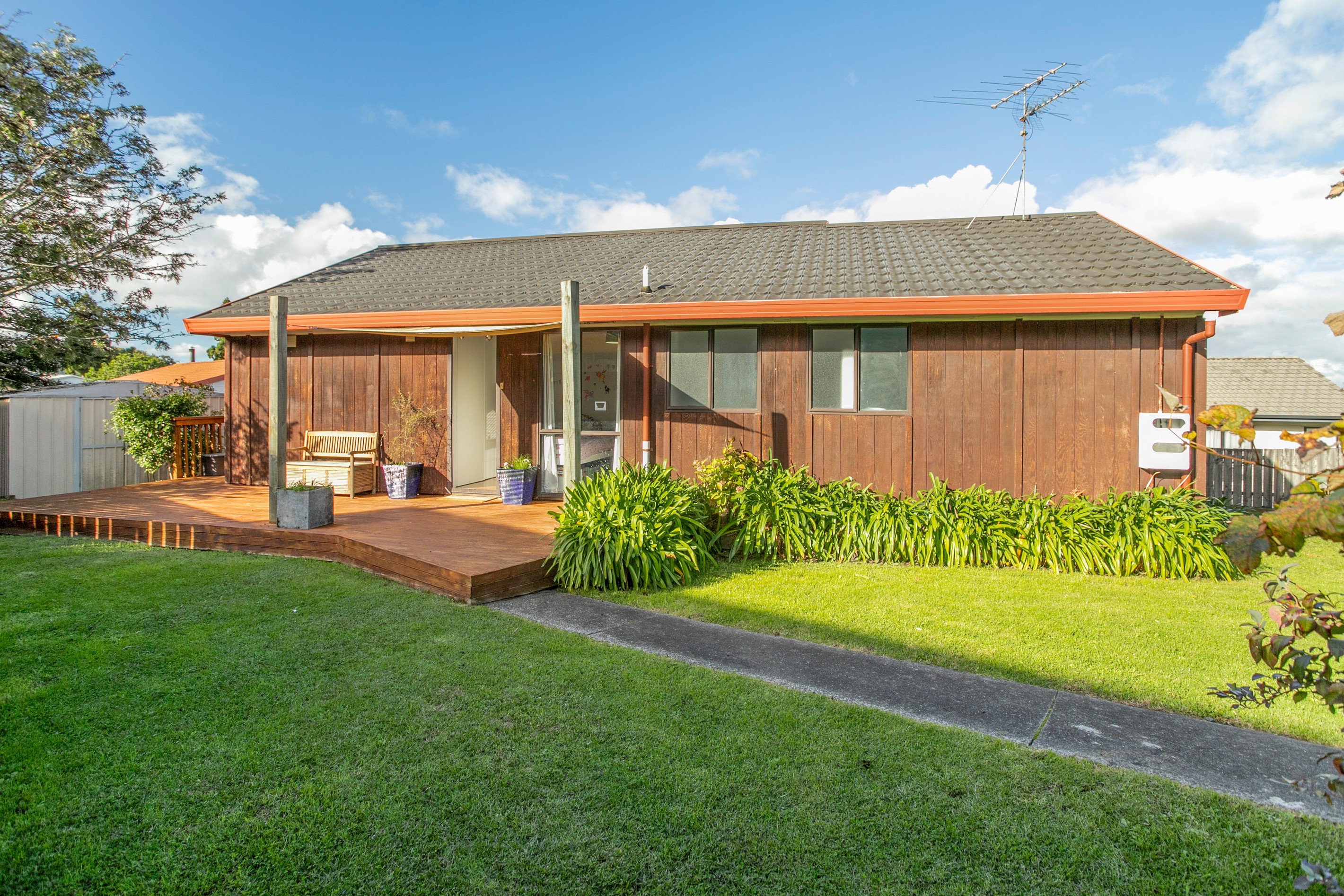 30 Madigan Place, Glendene, Waitakere City