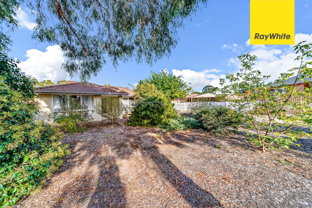 12 Tiernan Place, Kambah ACT 2902