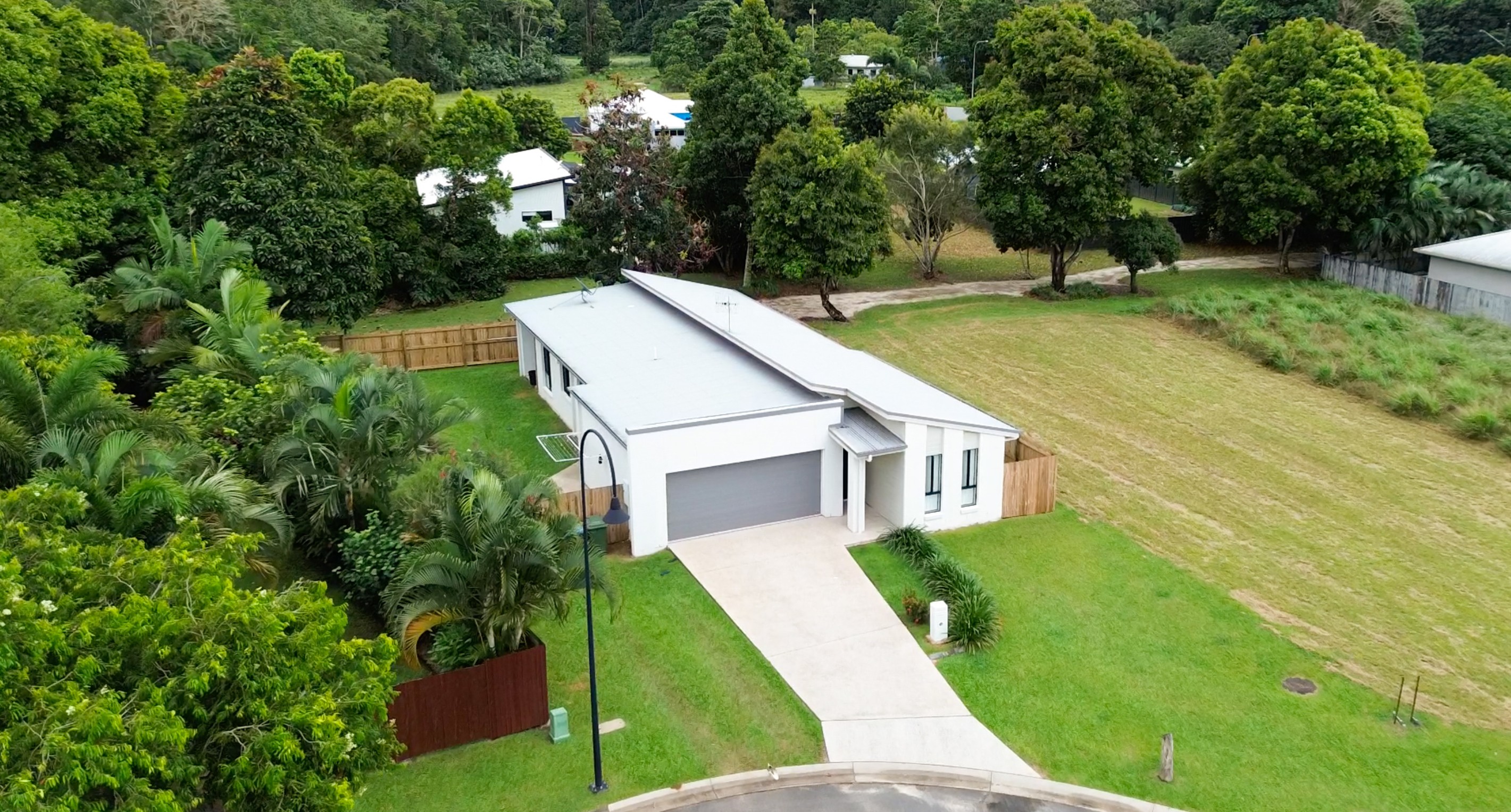 10 Reef Close, Mission Beach, QLD 4852