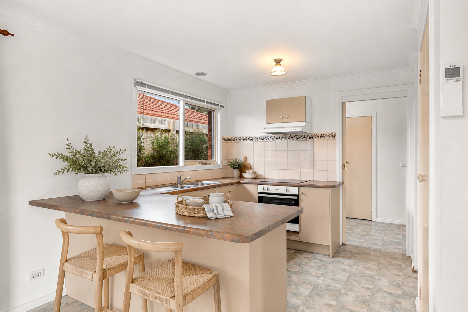 75 Wyndham Avenue — photo 4 of 12