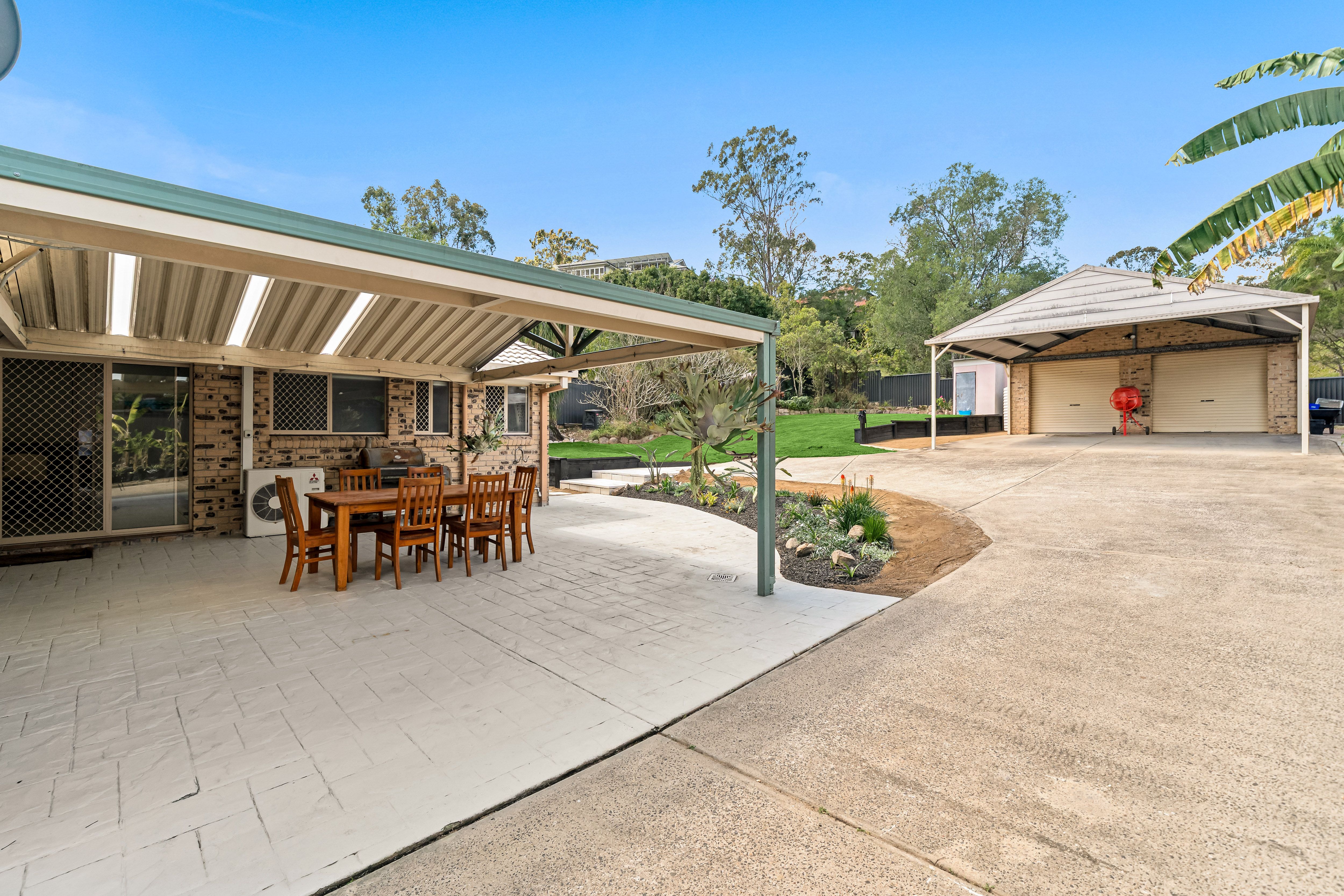 356 Chatswood Road — photo 4 of 22