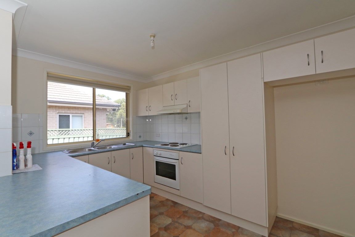 2/27 Warner Avenue, Wyong, NSW 2259