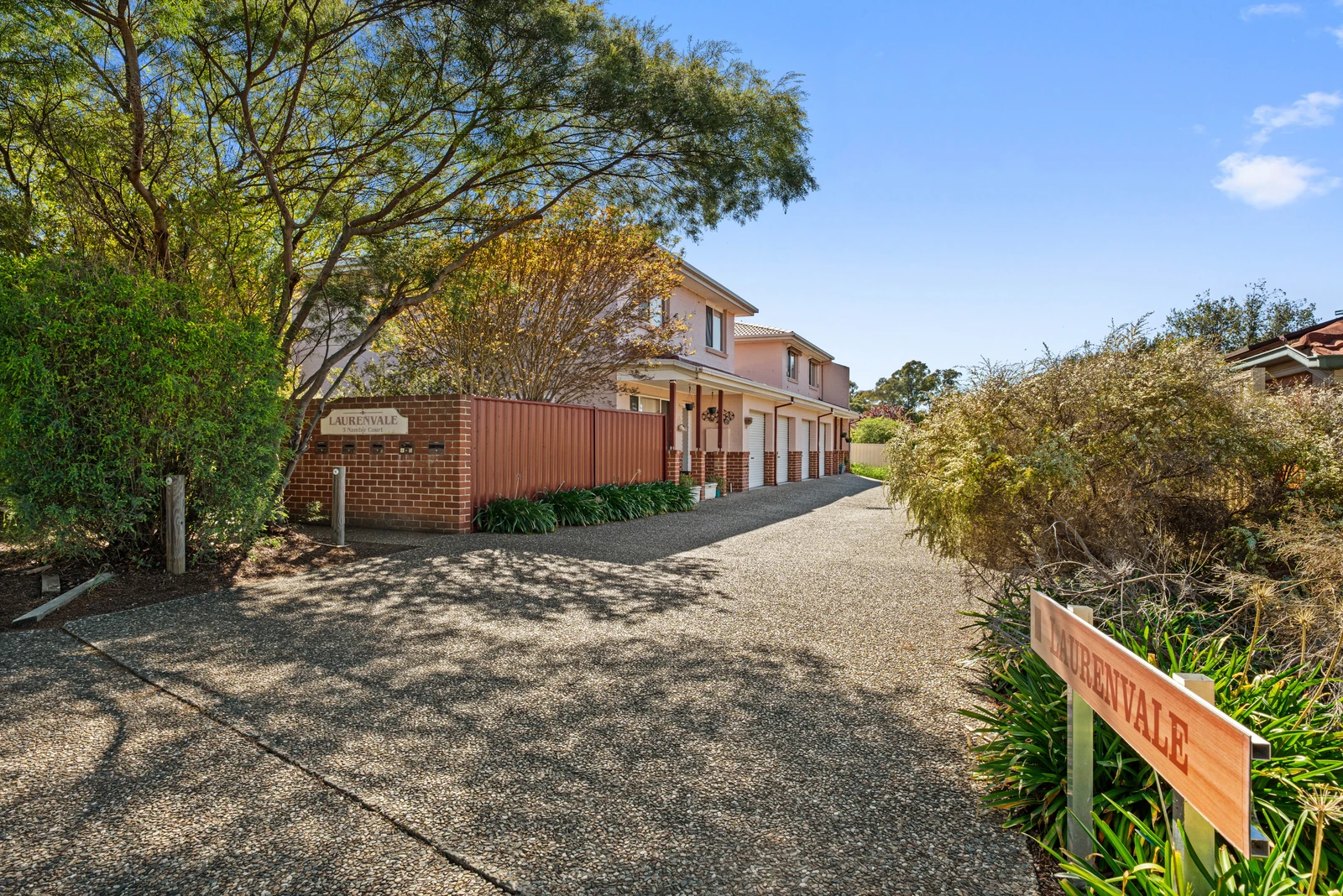 2/3 Nambir Court, Bonython, ACT 2905