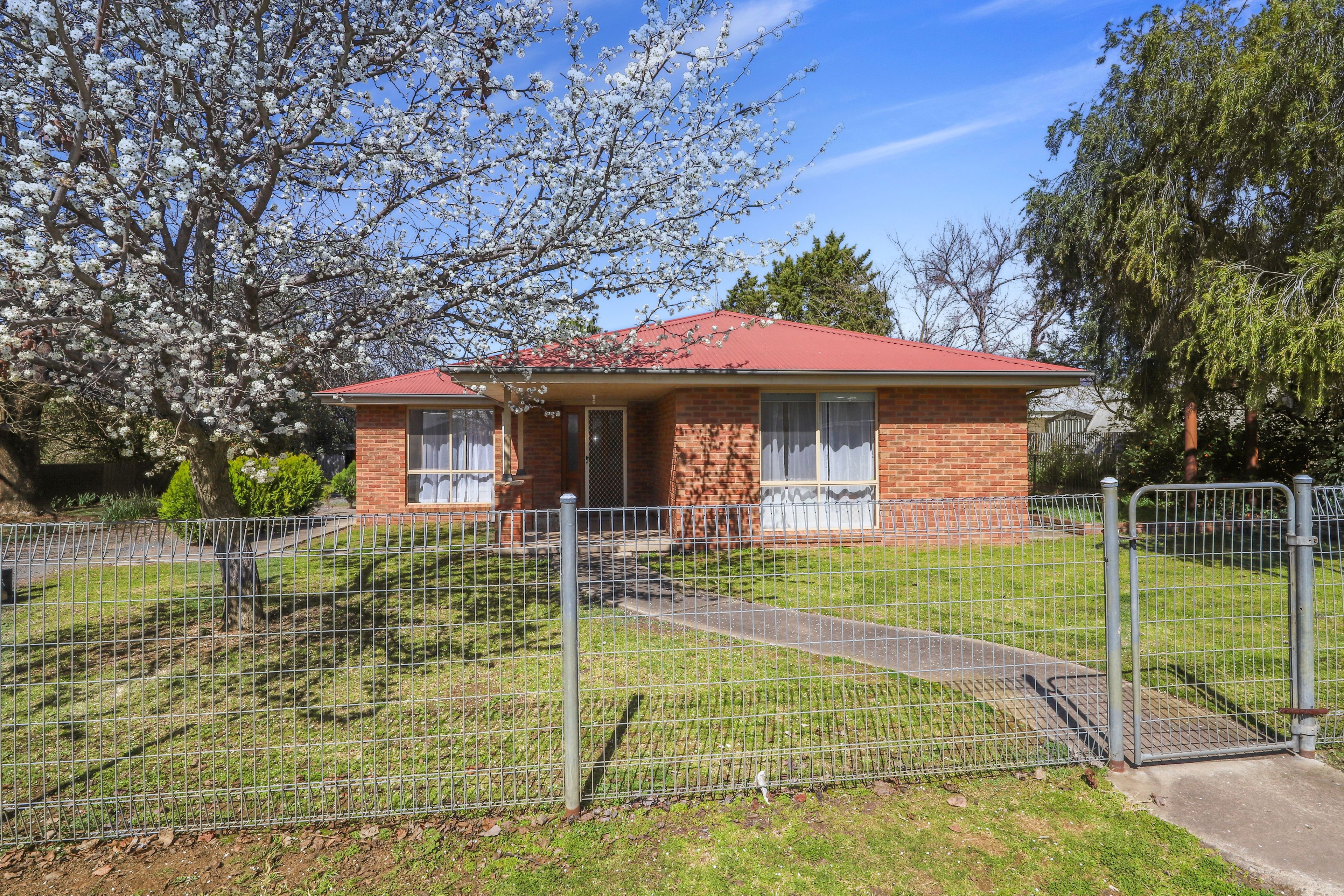 6 Macquarie Street — photo 17 of 17