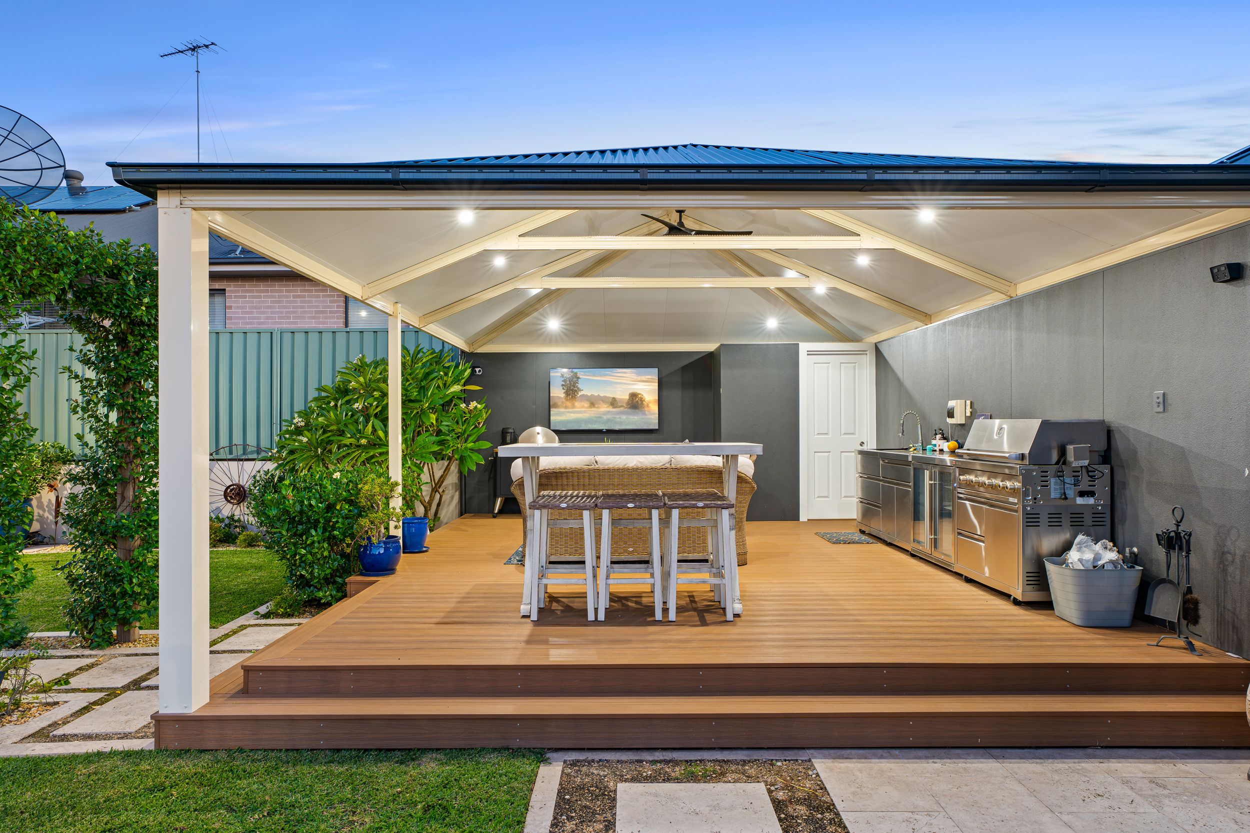 113 Glengarry Drive, Glenmore Park, NSW