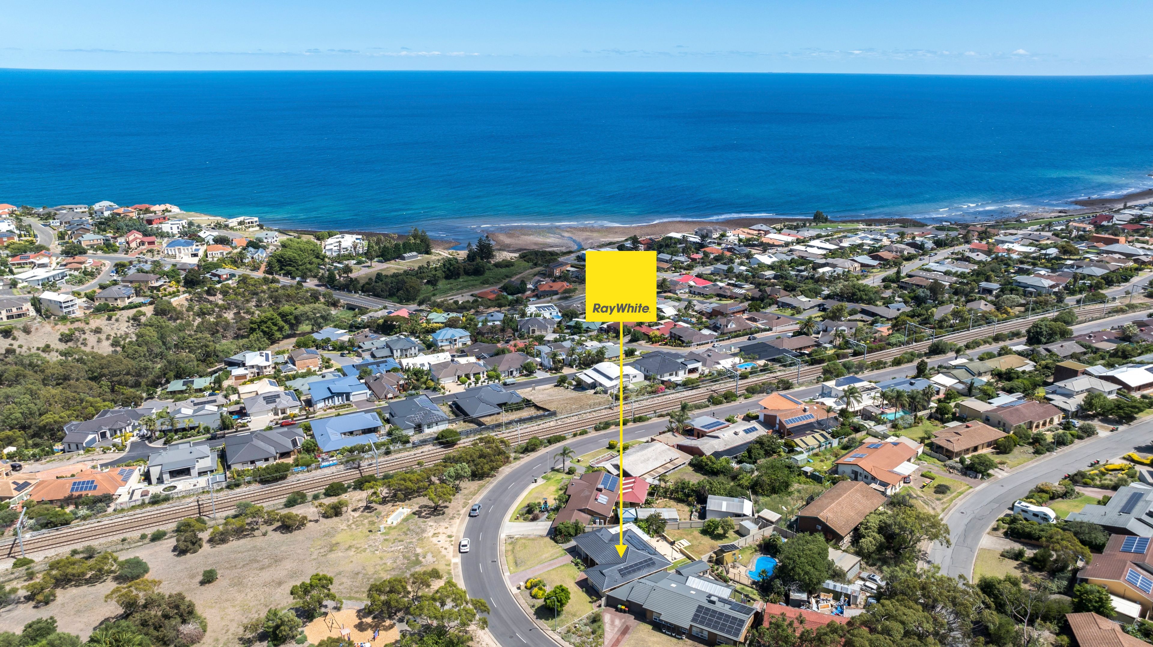 20 Columbia Crescent, Hallett Cove, SA 5158
