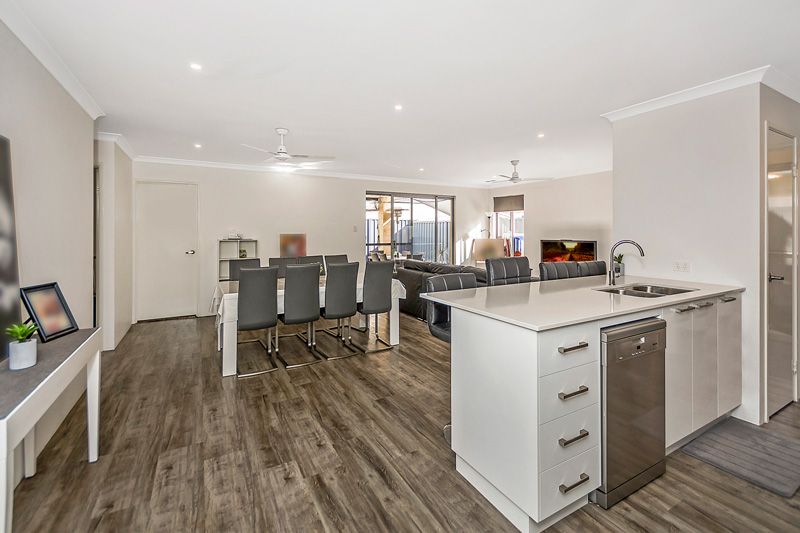 22 Clarendon Approach, Baldivis, WA 6171