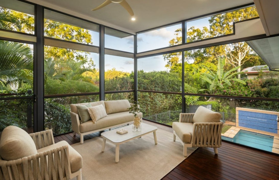 57 Blackstone Street, Indooroopilly, QLD 4068