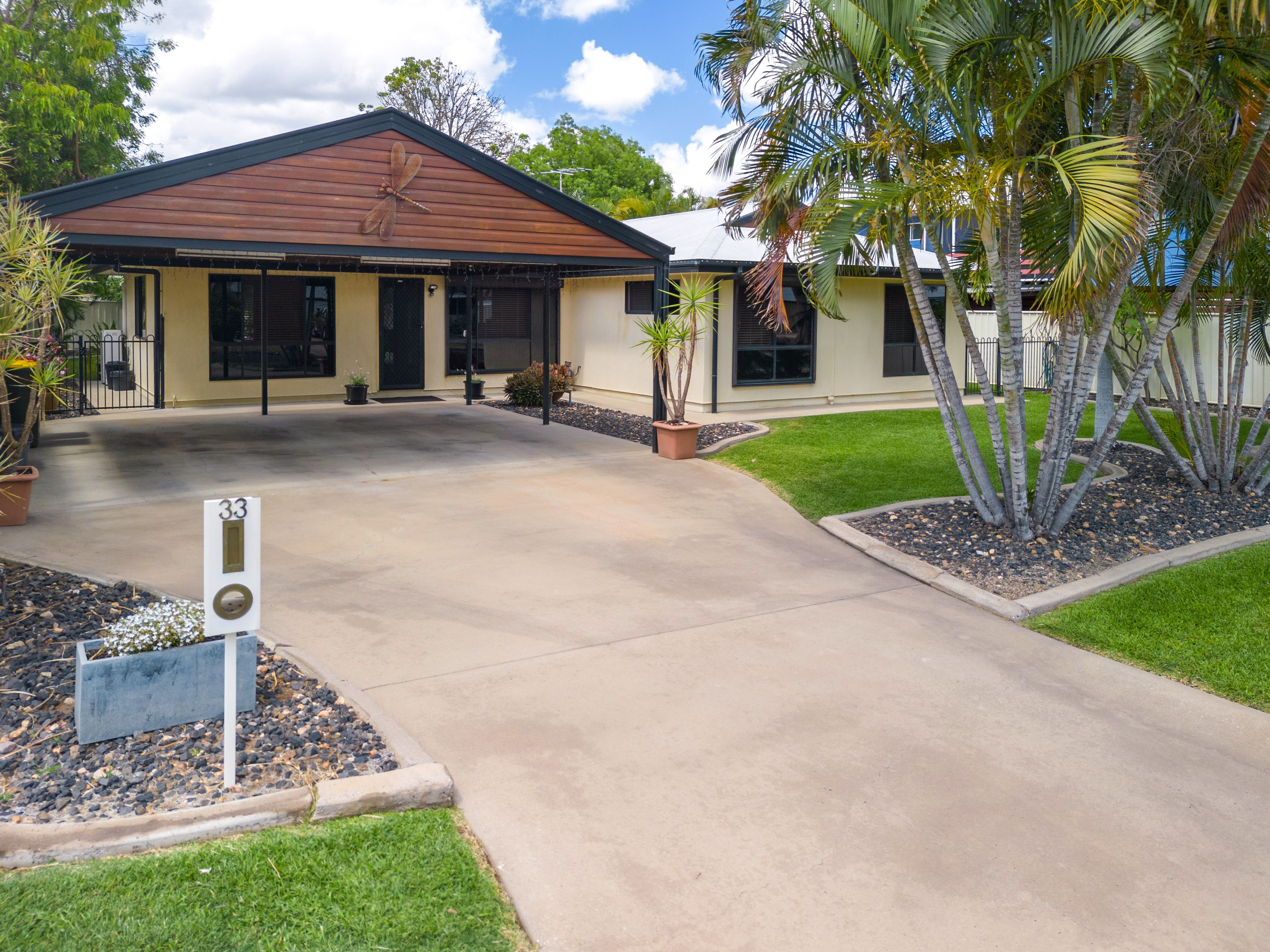 33 Alamein Drive, Emerald QLD 4720