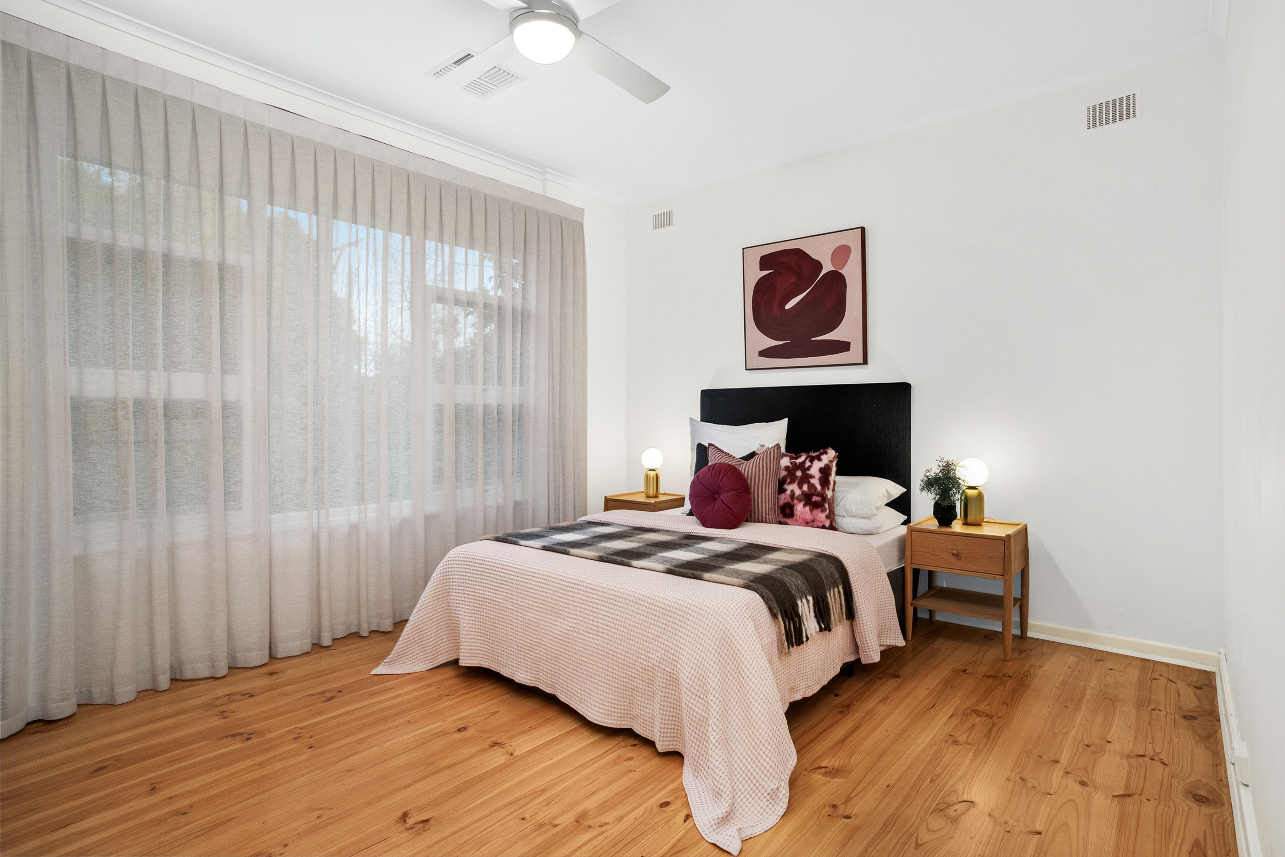 2 Clyde Street — photo 7 of 11