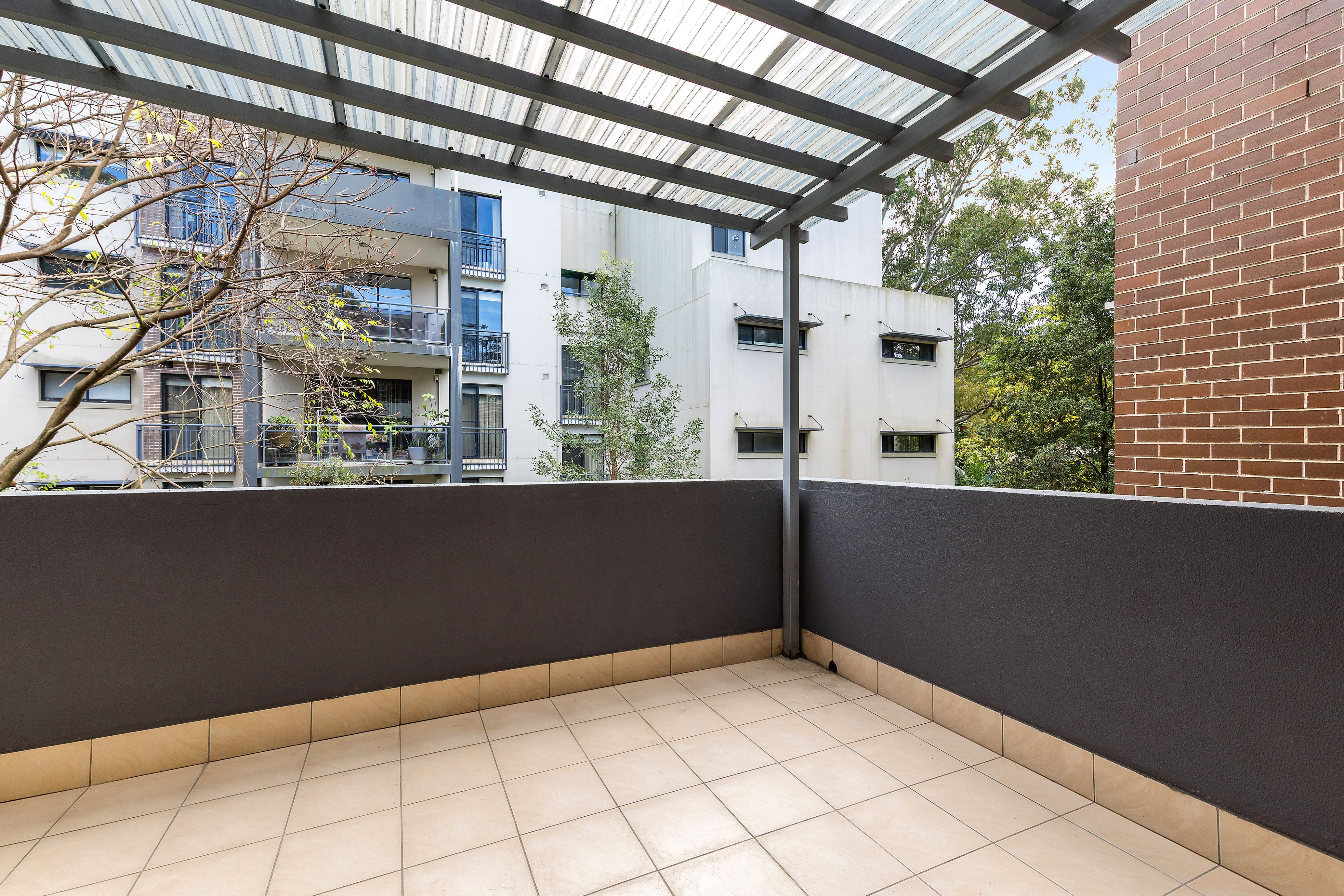 19/1215-1217 Pacific Highway — photo 4 of 7