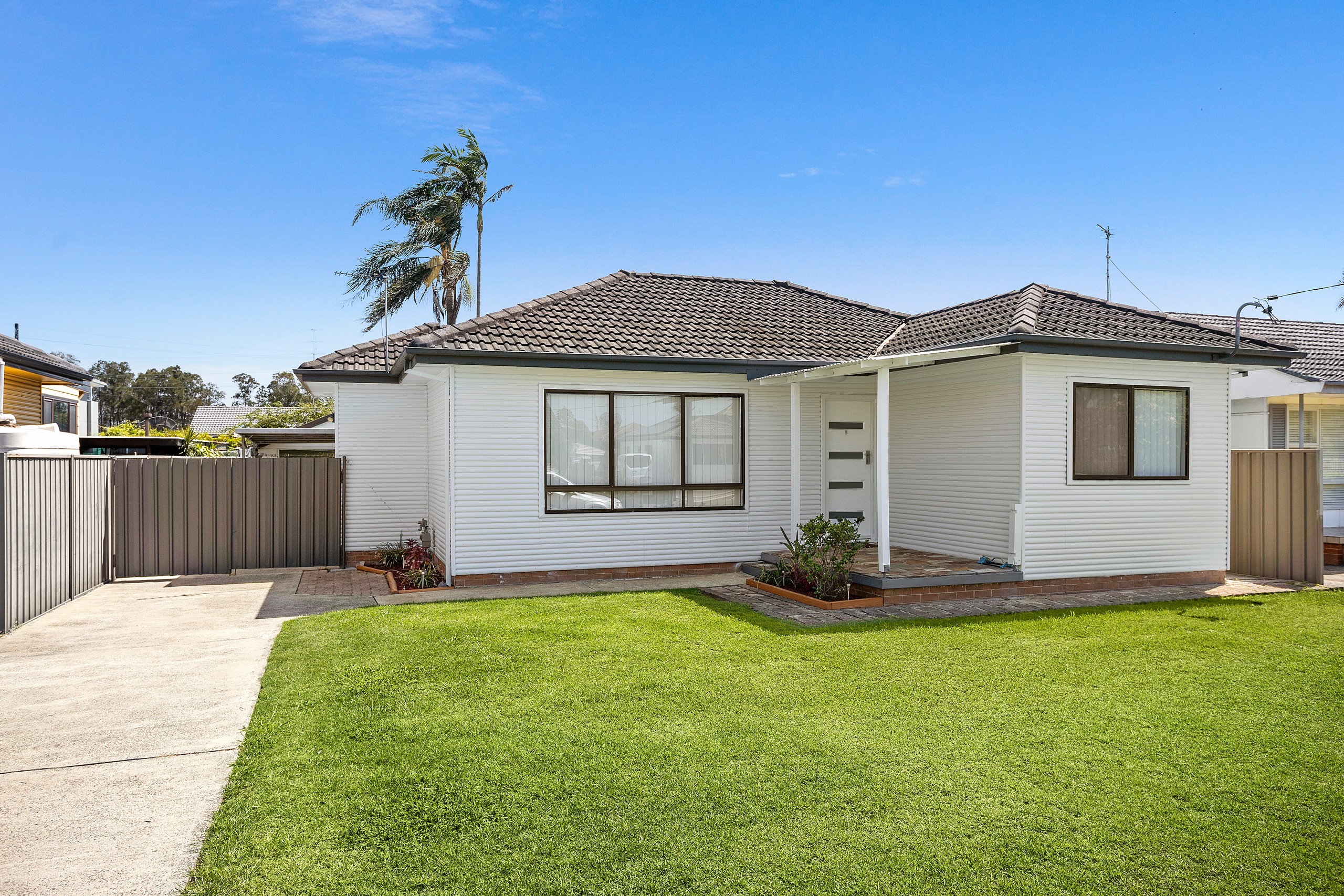 9 Corona Avenue, Lake Illawarra, NSW 2528