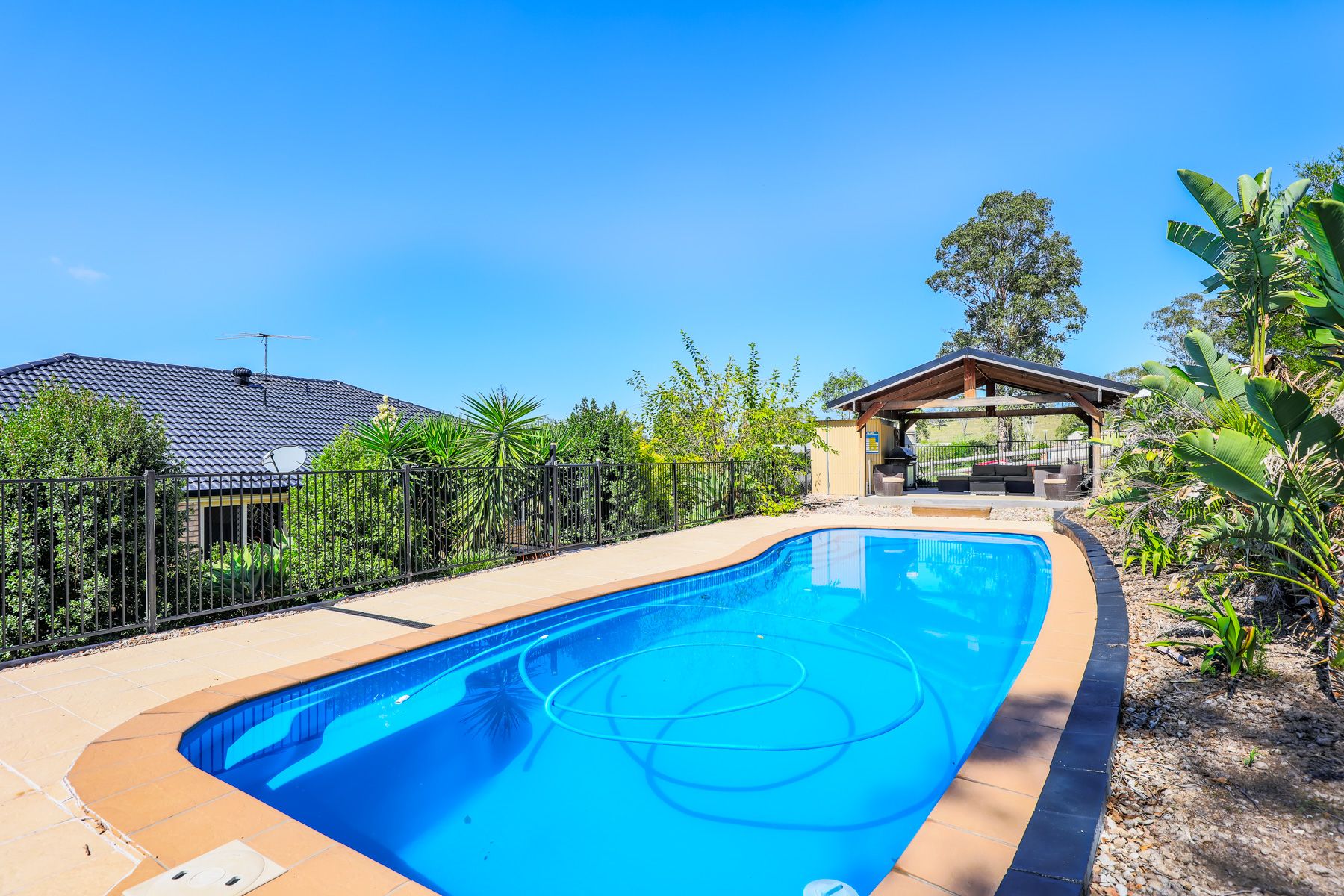 1-3 Scarborough Court, Mundoolun, QLD 4285