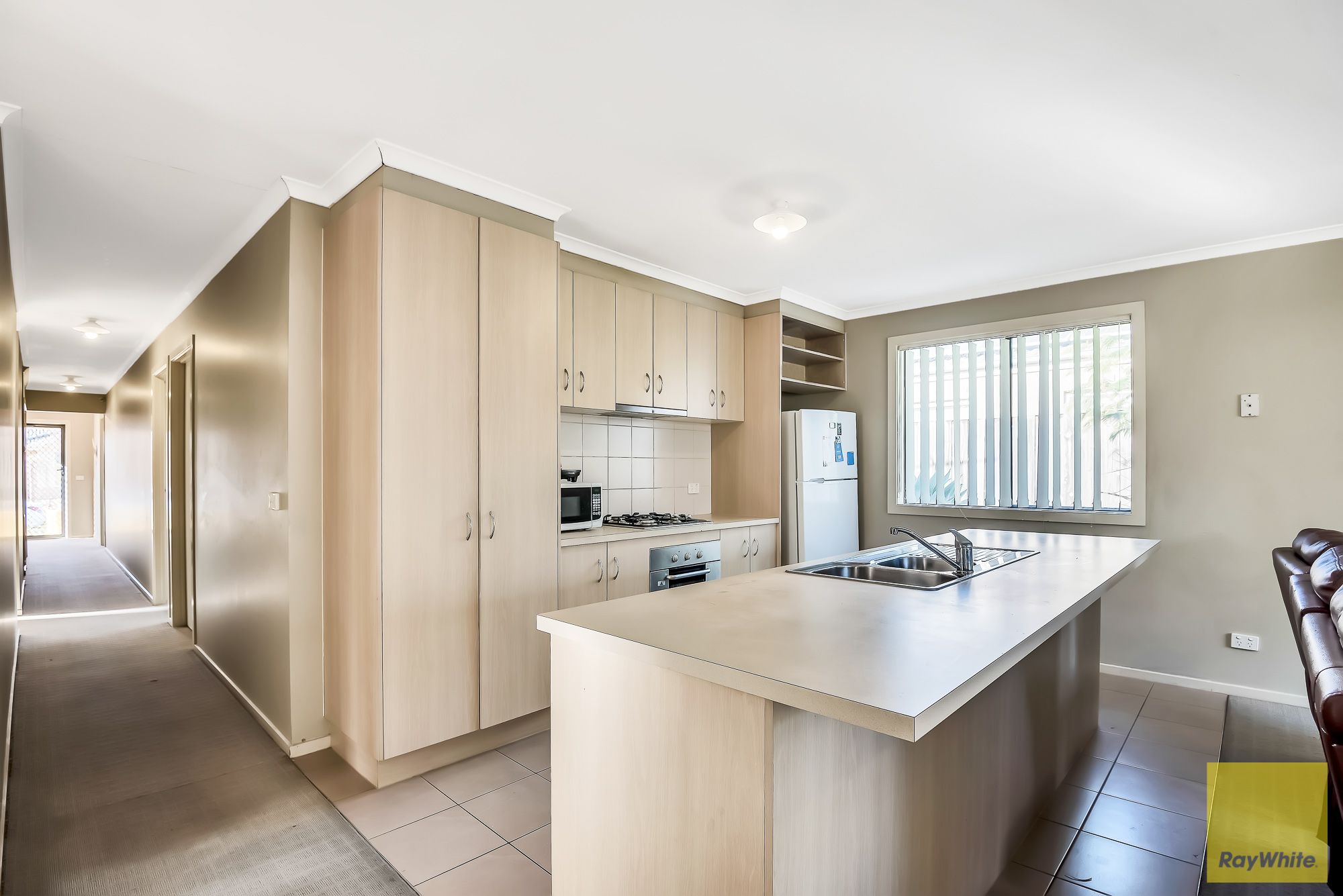 8 Mallard Close, Williams Landing, VIC 3027