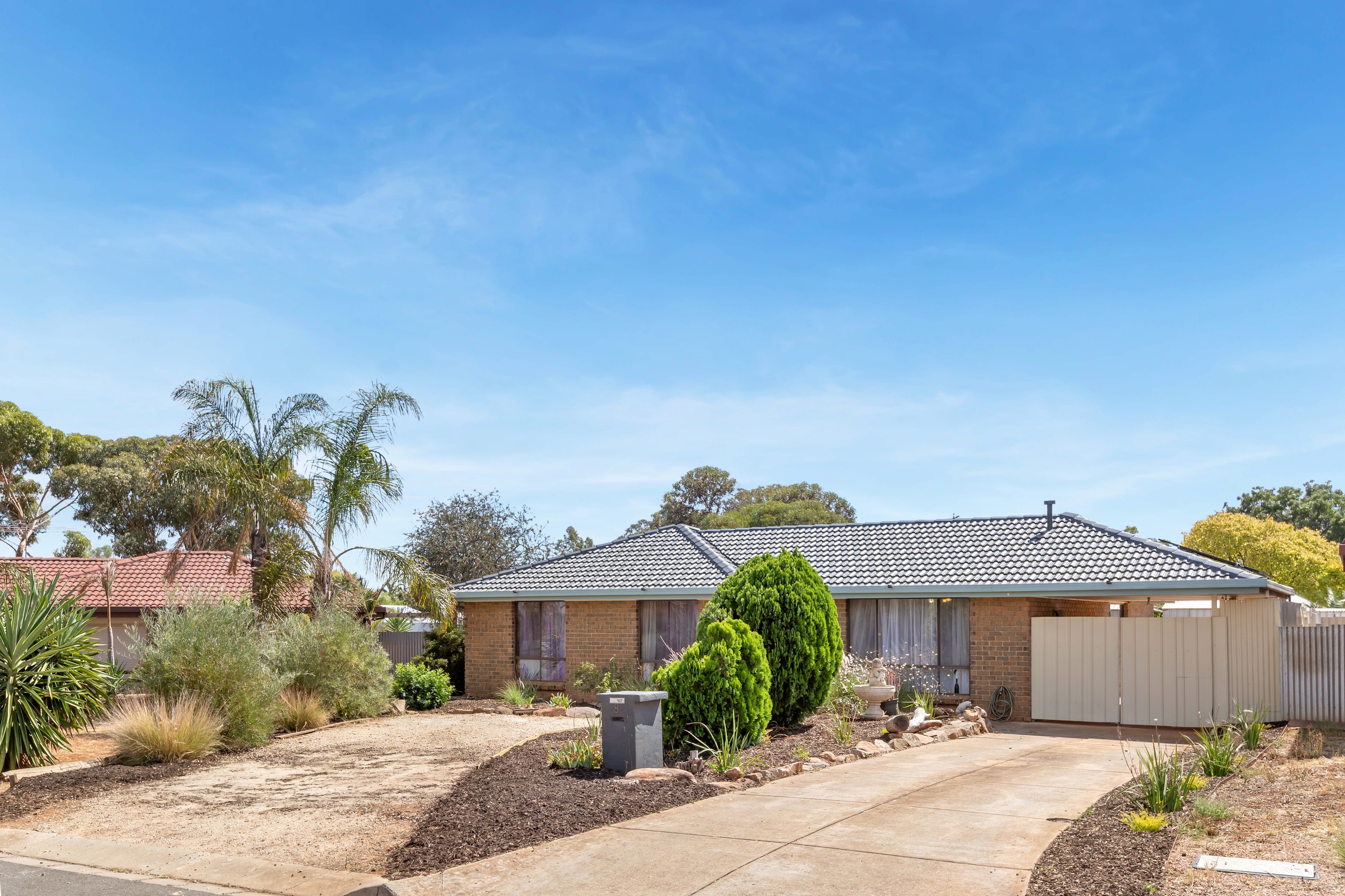 8 Cardiff Court, Craigmore, SA 5114